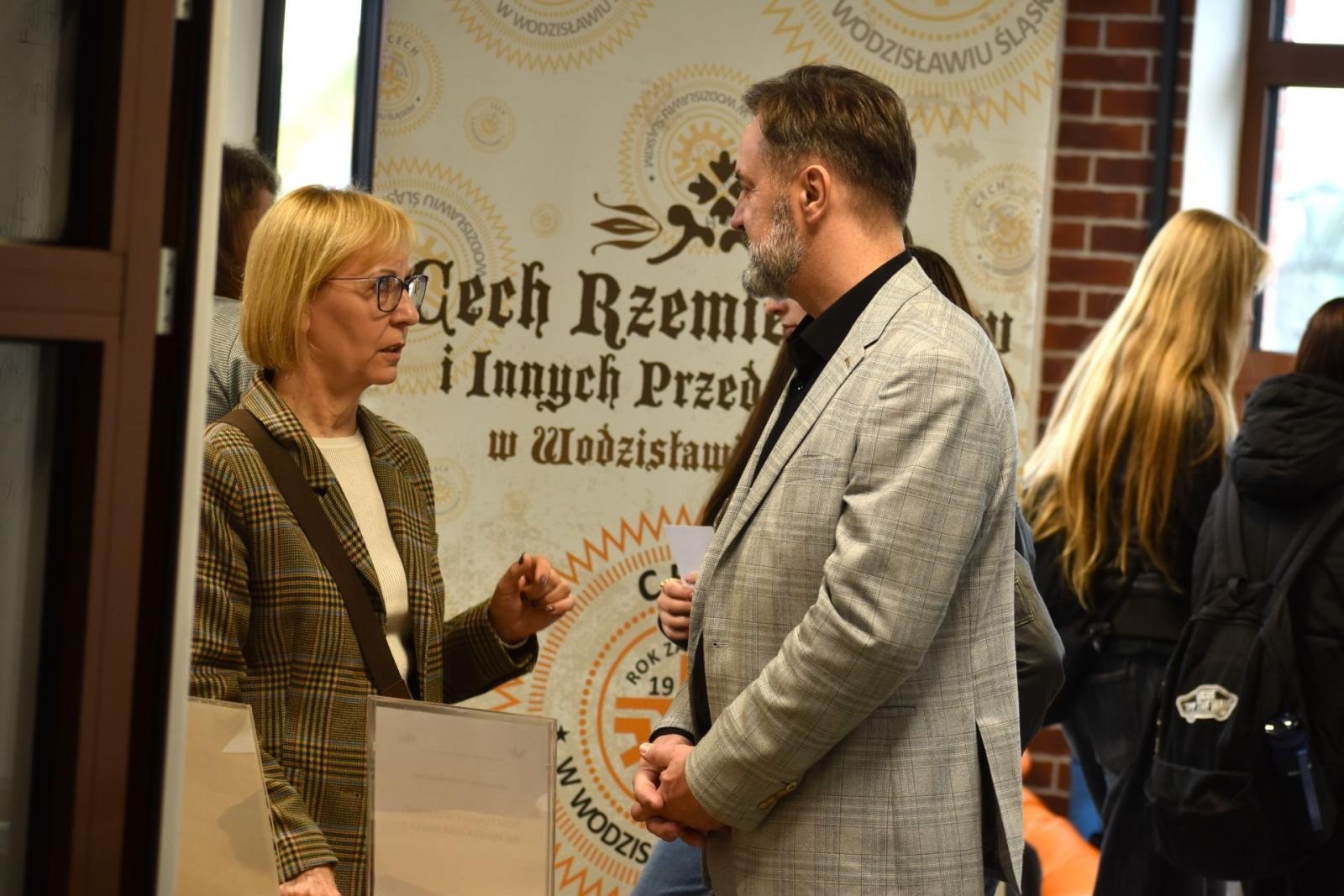 Zdjęcie w galerii na portalu naszwodzislaw.com: Stacja Relacja. Bilet do przyszłości młodych mieszkańców [FOTO] wiadomości z regionu