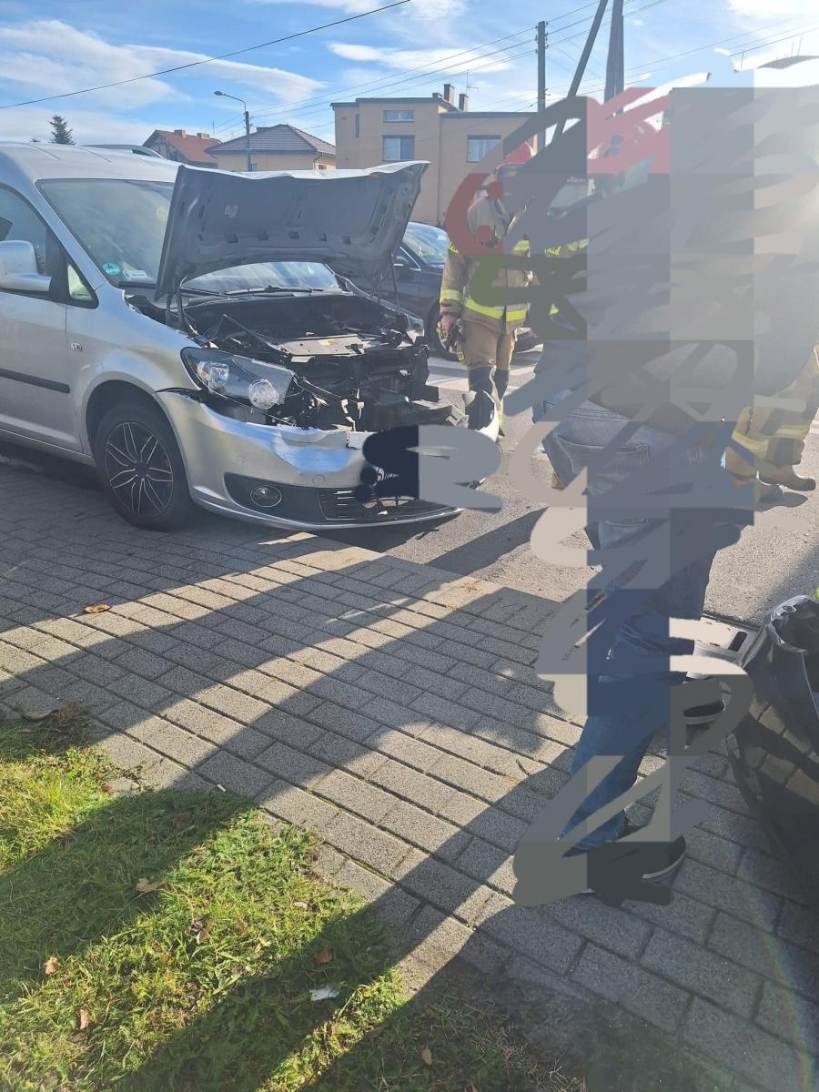 Zdjęcie w galerii na portalu naszwodzislaw.com: Rydułtowy: Zderzenie trzech pojazdów na Traugutta wiadomości z regionu