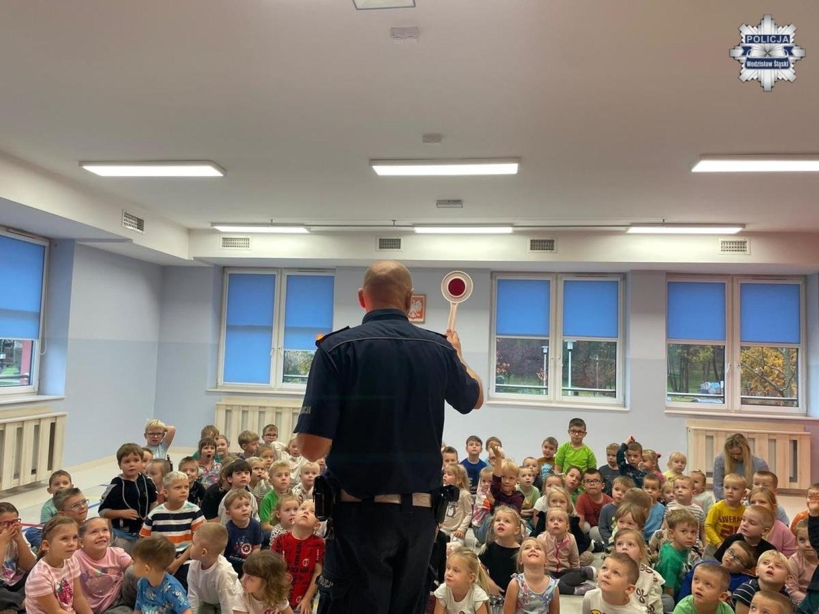 Zdjęcie w galerii na portalu naszwodzislaw.com: O bezpieczeństwie najmłodszych w Mszanie wiadomości z regionu