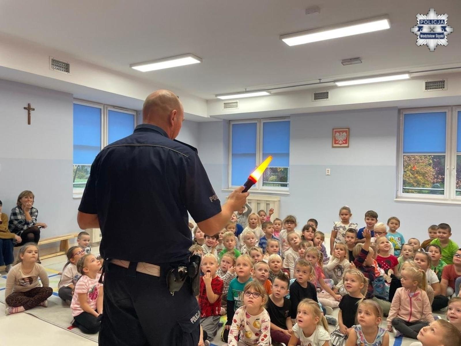 Zdjęcie w galerii na portalu naszwodzislaw.com: O bezpieczeństwie najmłodszych w Mszanie wiadomości z regionu