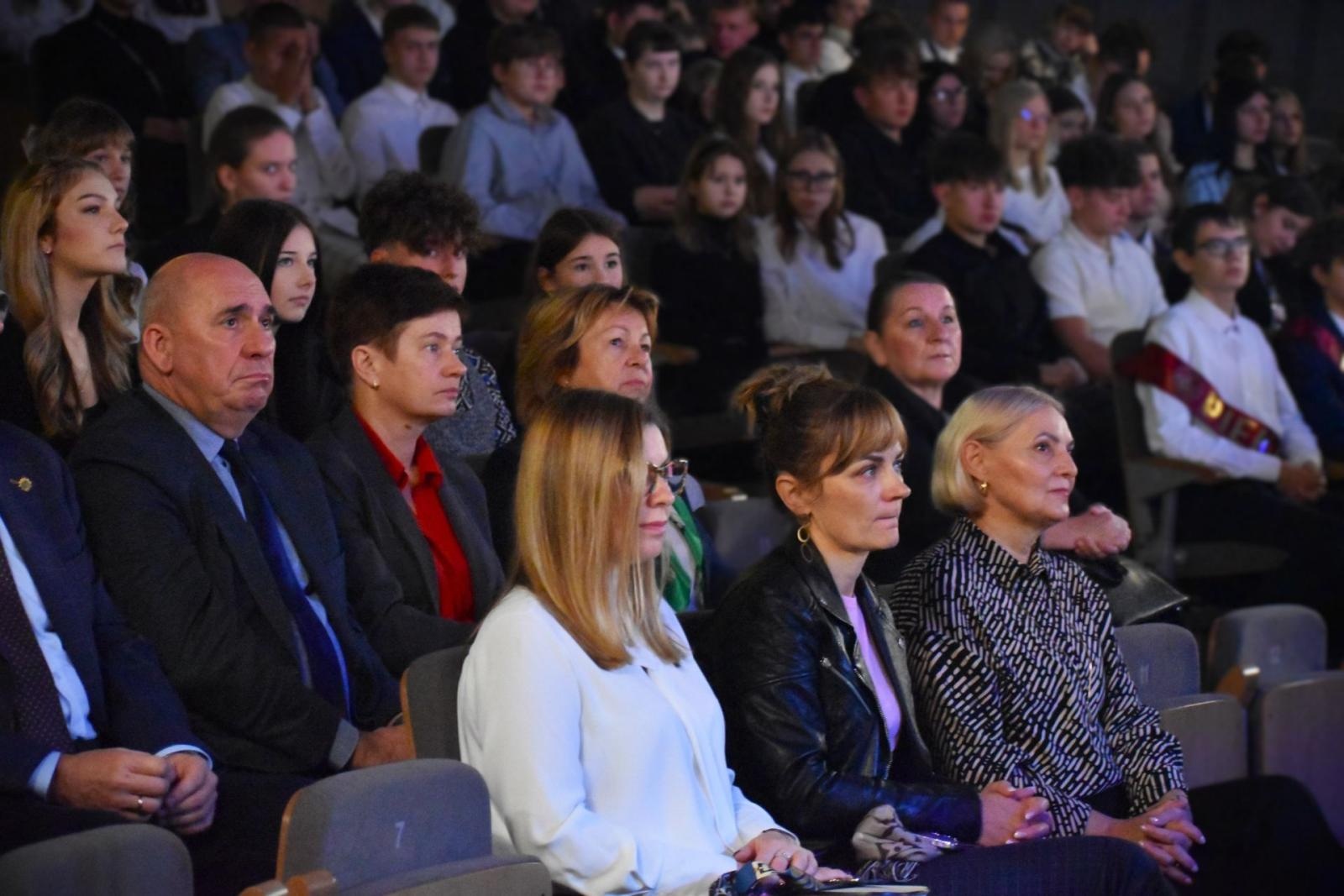 Zdjęcie w galerii na portalu naszwodzislaw.com: Zrobili pierwszy krok w stronę zawodowej przyszłości wiadomości z regionu