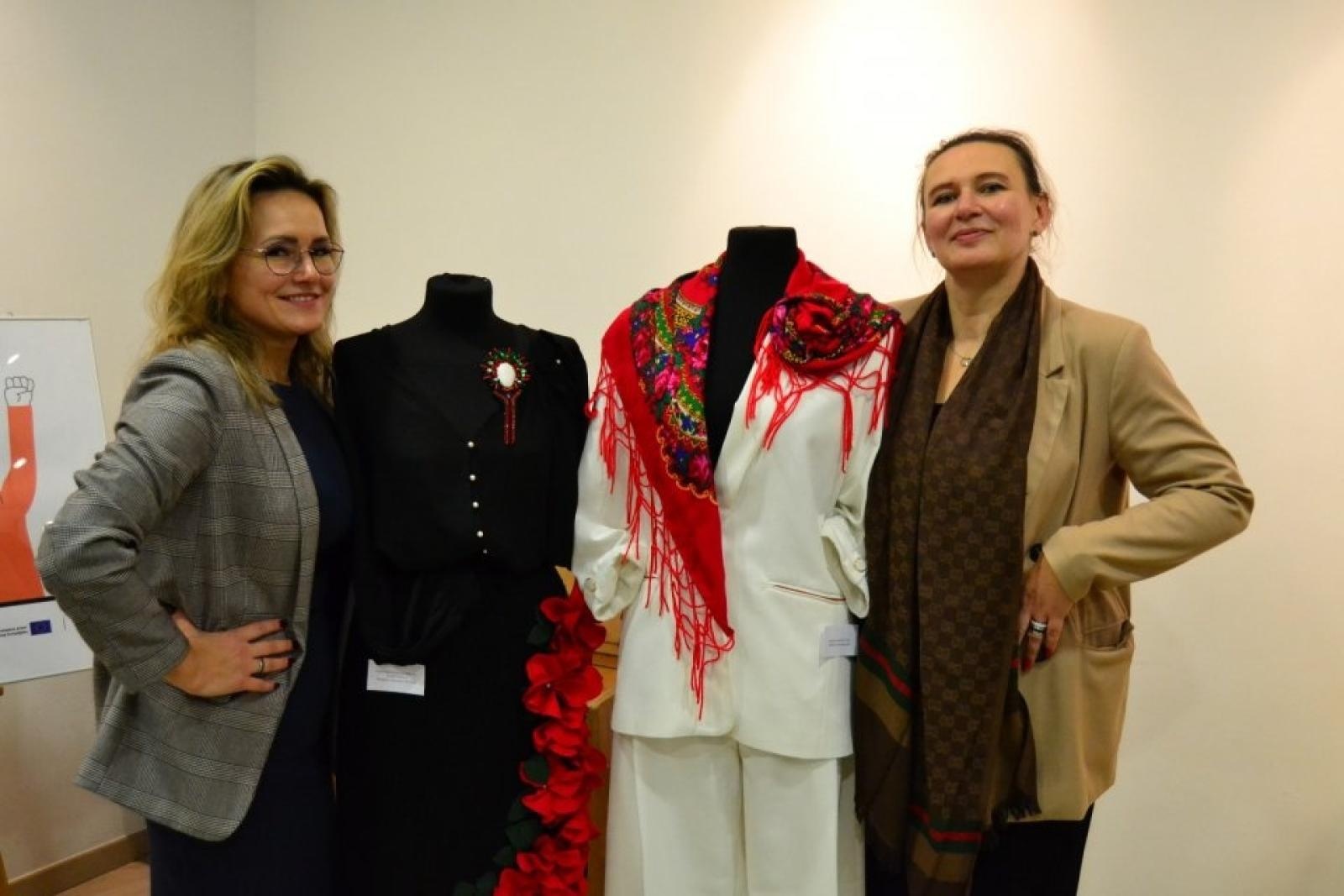 Zdjęcie w galerii na portalu naszwodzislaw.com: W rydułtowskiej książnicy podsumowano inicjatywę Fedrujemy Śląsk – Śląsk nosimy z dumą wiadomości z regionu