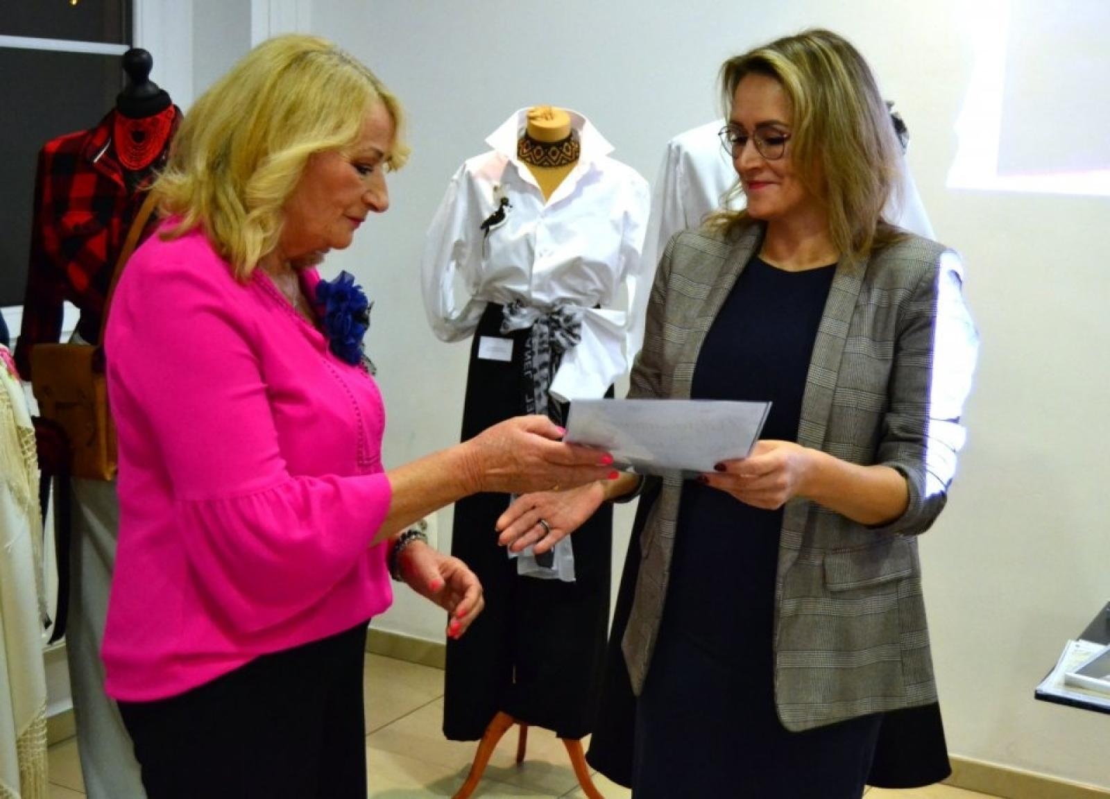 Zdjęcie w galerii na portalu naszwodzislaw.com: W rydułtowskiej książnicy podsumowano inicjatywę Fedrujemy Śląsk – Śląsk nosimy z dumą wiadomości z regionu