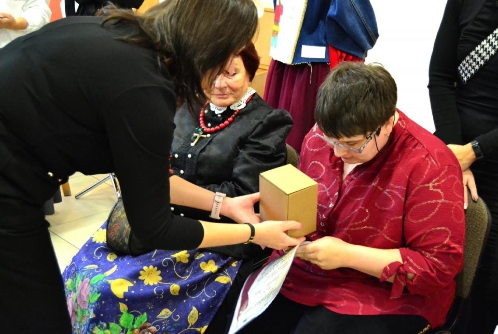 Zdjęcie w galerii na portalu naszwodzislaw.com: W rydułtowskiej książnicy podsumowano inicjatywę Fedrujemy Śląsk – Śląsk nosimy z dumą wiadomości z regionu