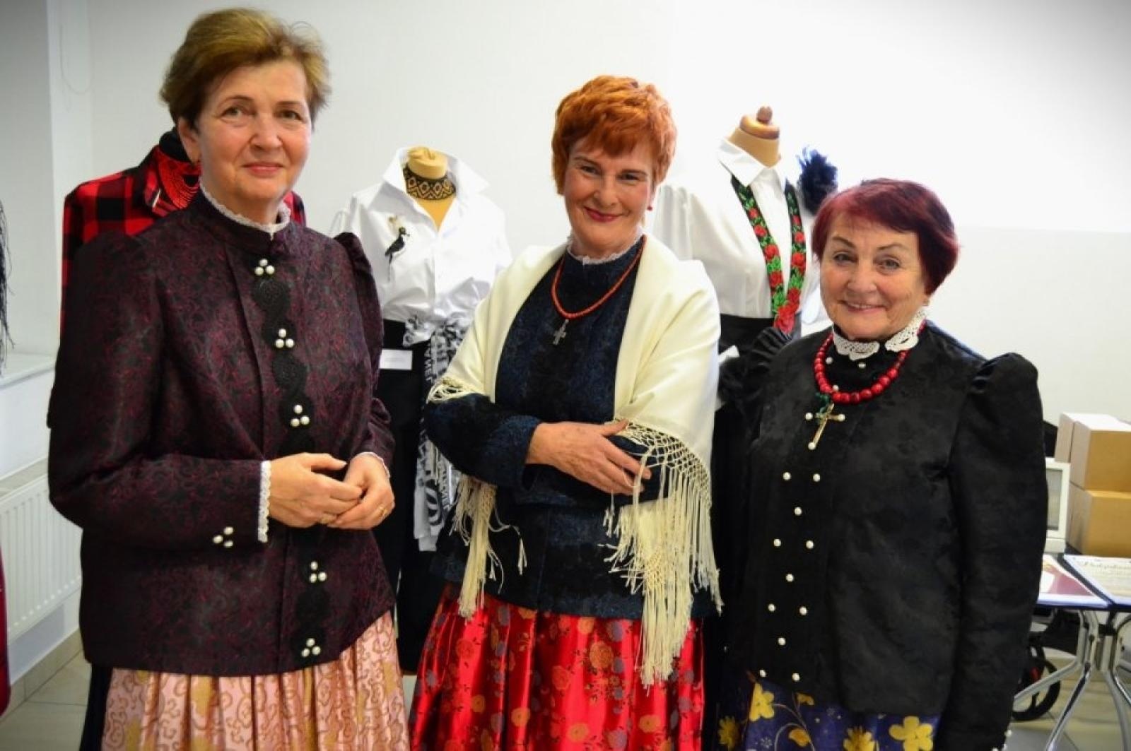 Zdjęcie w galerii na portalu naszwodzislaw.com: W rydułtowskiej książnicy podsumowano inicjatywę Fedrujemy Śląsk – Śląsk nosimy z dumą wiadomości z regionu