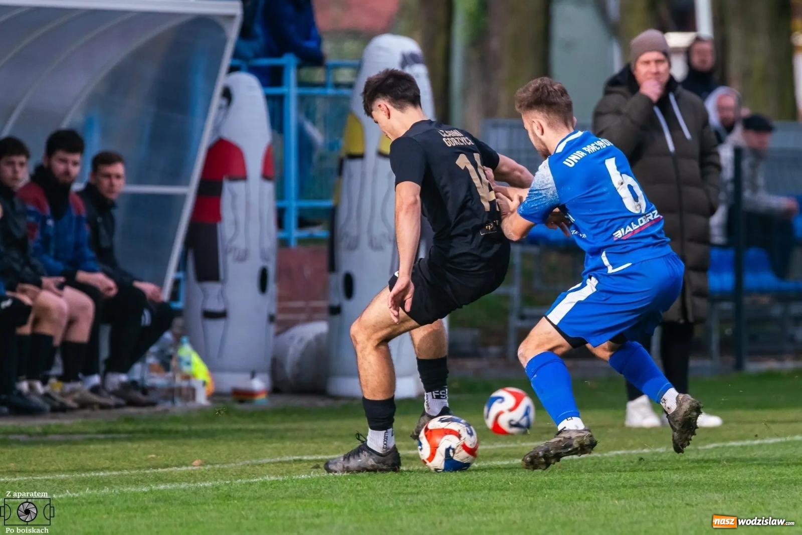 Zdjęcie w galerii na portalu naszwodzislaw.com: Unia Racibórz pokonała Czarnych Gorzyce. Przy Srebrnej polała się krew! [FOTO i WIDEO] wiadomości z regionu