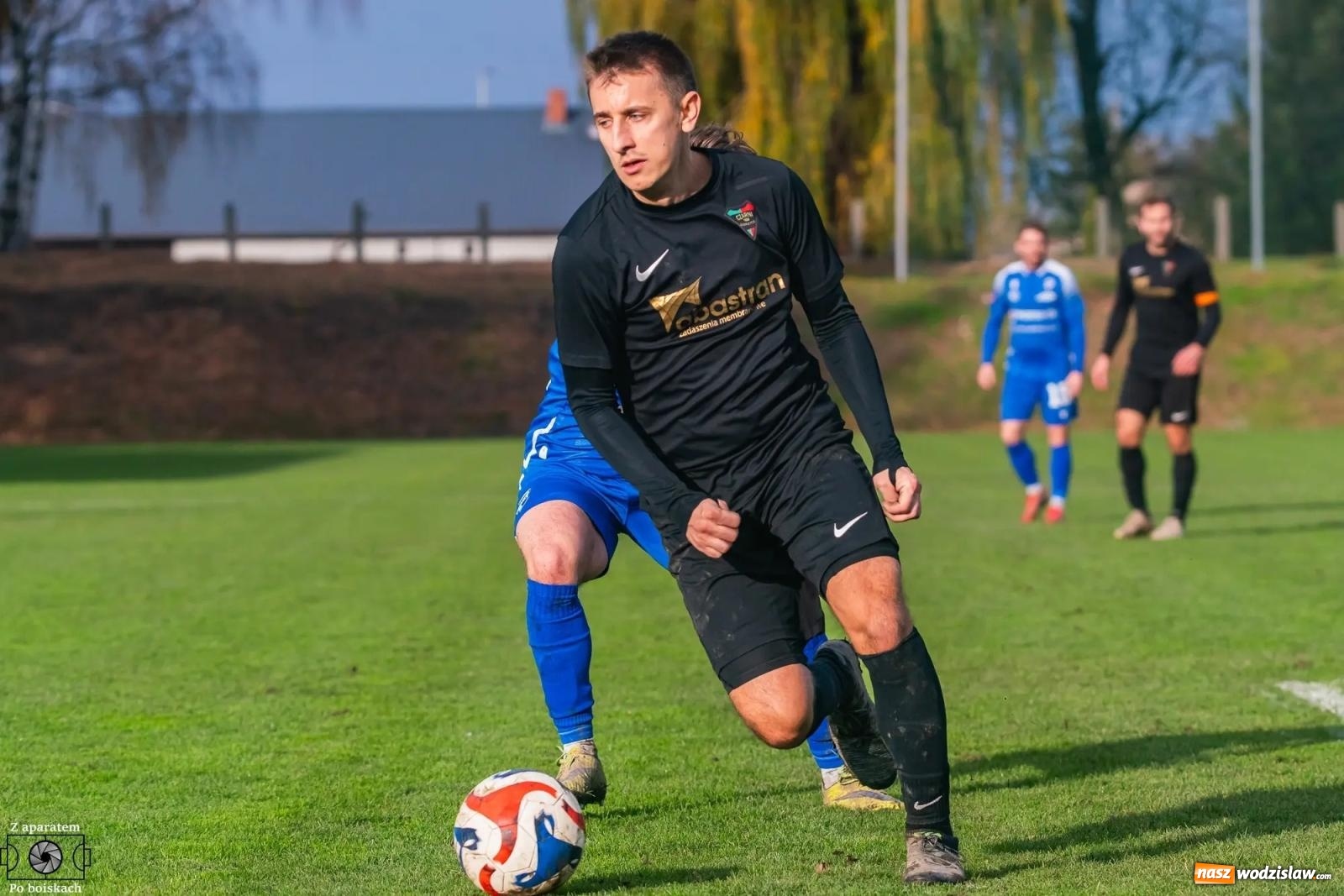 Zdjęcie w galerii na portalu naszwodzislaw.com: Unia Racibórz pokonała Czarnych Gorzyce. Przy Srebrnej polała się krew! [FOTO i WIDEO] wiadomości z regionu