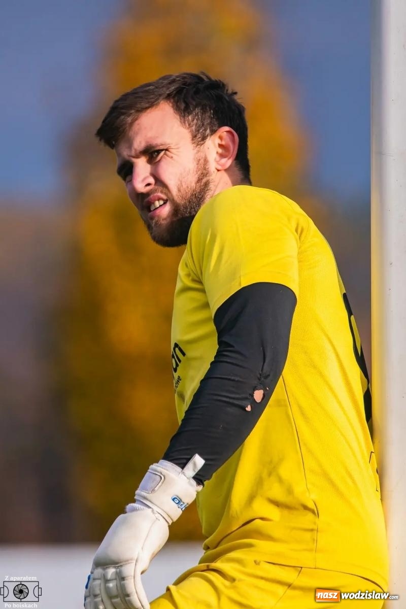 Zdjęcie w galerii na portalu naszwodzislaw.com: Unia Racibórz pokonała Czarnych Gorzyce. Przy Srebrnej polała się krew! [FOTO i WIDEO] wiadomości z regionu