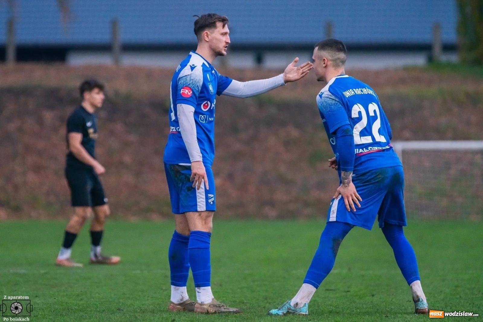 Zdjęcie w galerii na portalu naszwodzislaw.com: Unia Racibórz pokonała Czarnych Gorzyce. Przy Srebrnej polała się krew! [FOTO i WIDEO] wiadomości z regionu