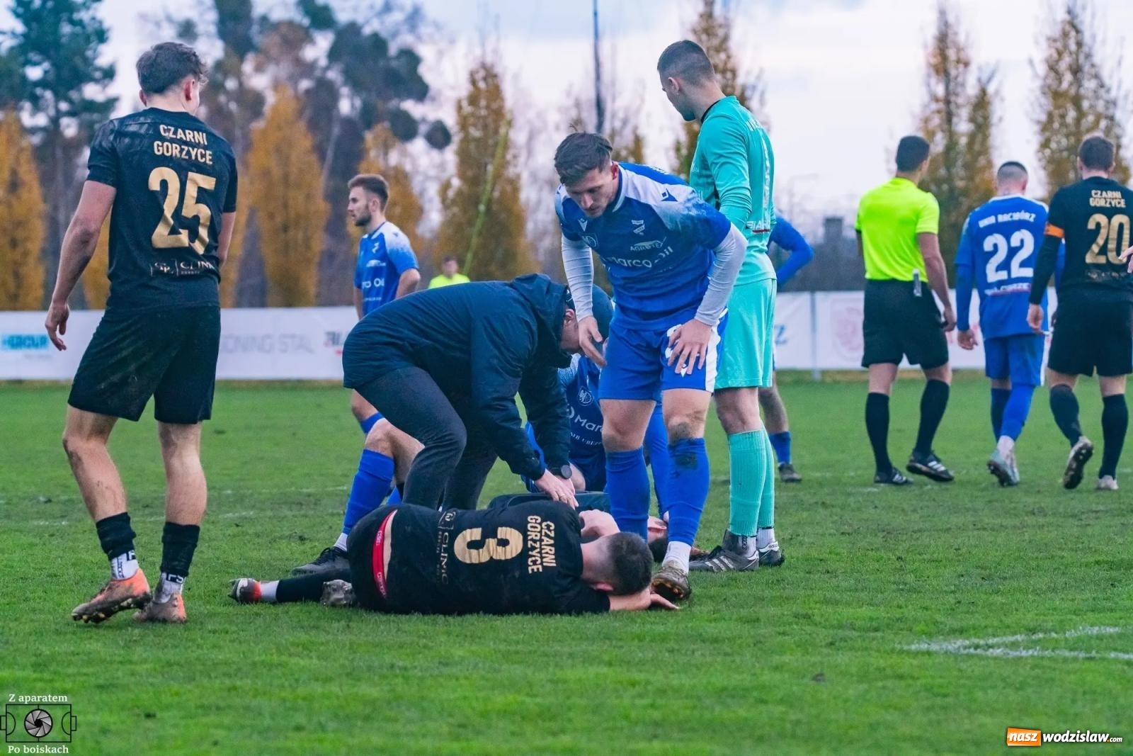 Zdjęcie w galerii na portalu naszwodzislaw.com: Unia Racibórz pokonała Czarnych Gorzyce. Przy Srebrnej polała się krew! [FOTO i WIDEO] wiadomości z regionu