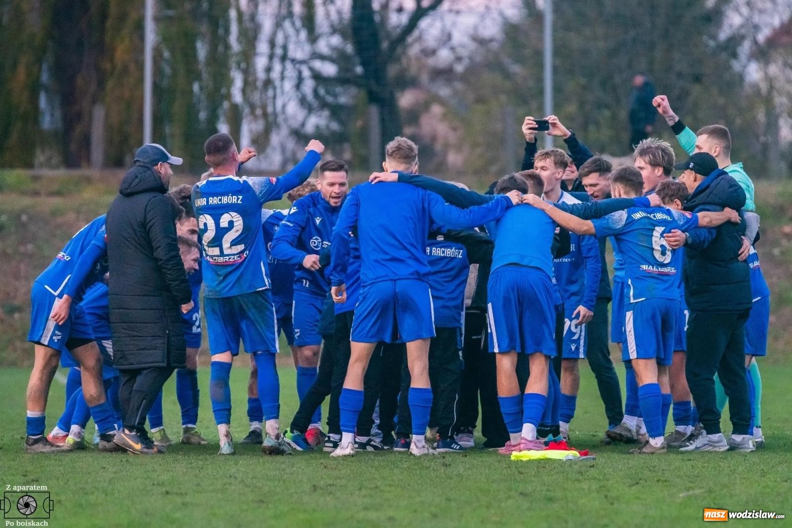 Zdjęcie w galerii na portalu naszwodzislaw.com: Unia Racibórz pokonała Czarnych Gorzyce. Przy Srebrnej polała się krew! [FOTO i WIDEO] wiadomości z regionu