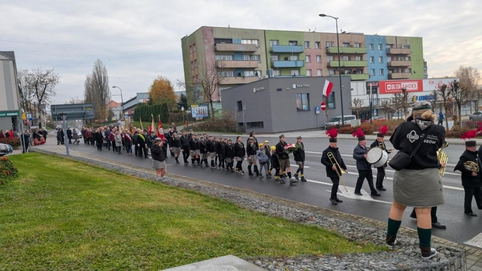 Zdjęcie w galerii na portalu naszwodzislaw.com: Pszów uczcił Narodowe Święto Niepodległości [FOTO] wiadomości z regionu