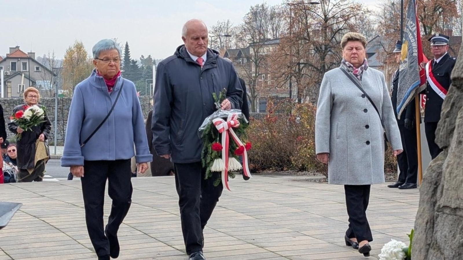 Zdjęcie w galerii na portalu naszwodzislaw.com: Pszów uczcił Narodowe Święto Niepodległości [FOTO] wiadomości z regionu