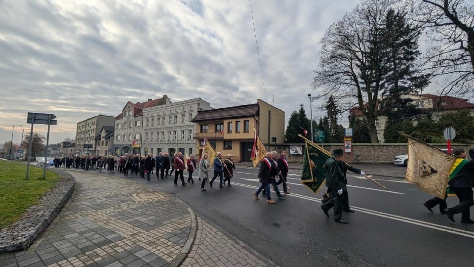 Zdjęcie w galerii na portalu naszwodzislaw.com: Pszów uczcił Narodowe Święto Niepodległości [FOTO] wiadomości z regionu