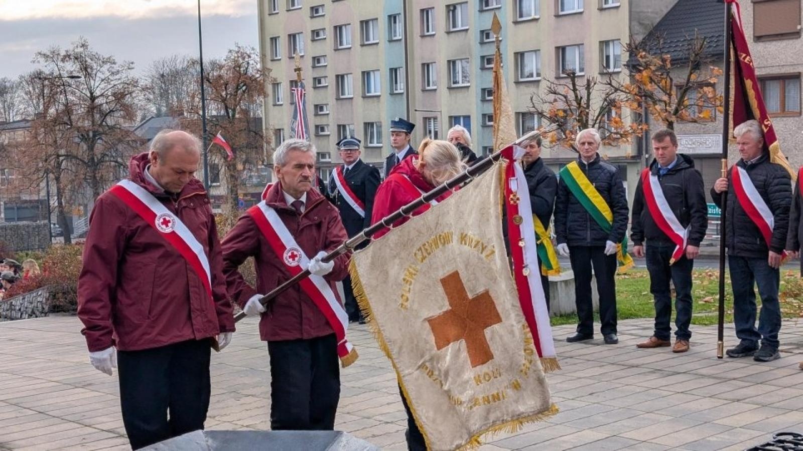 Zdjęcie w galerii na portalu naszwodzislaw.com: Pszów uczcił Narodowe Święto Niepodległości [FOTO] wiadomości z regionu