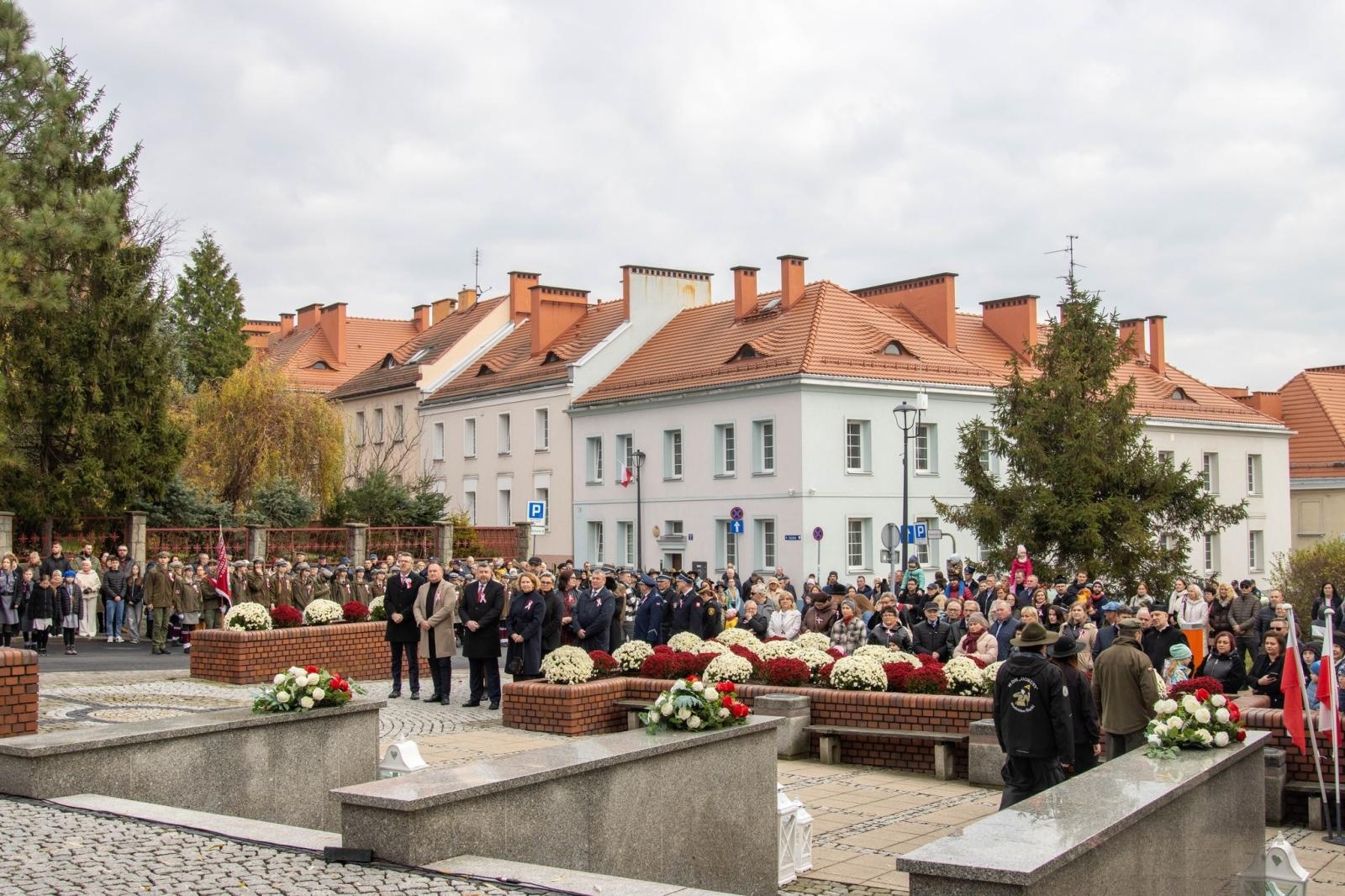 Zdjęcie w galerii na portalu naszwodzislaw.com: Obchody Święta Niepodległości w Wodzisławiu Śląskim [FOTO i WIDEO] wiadomości z regionu