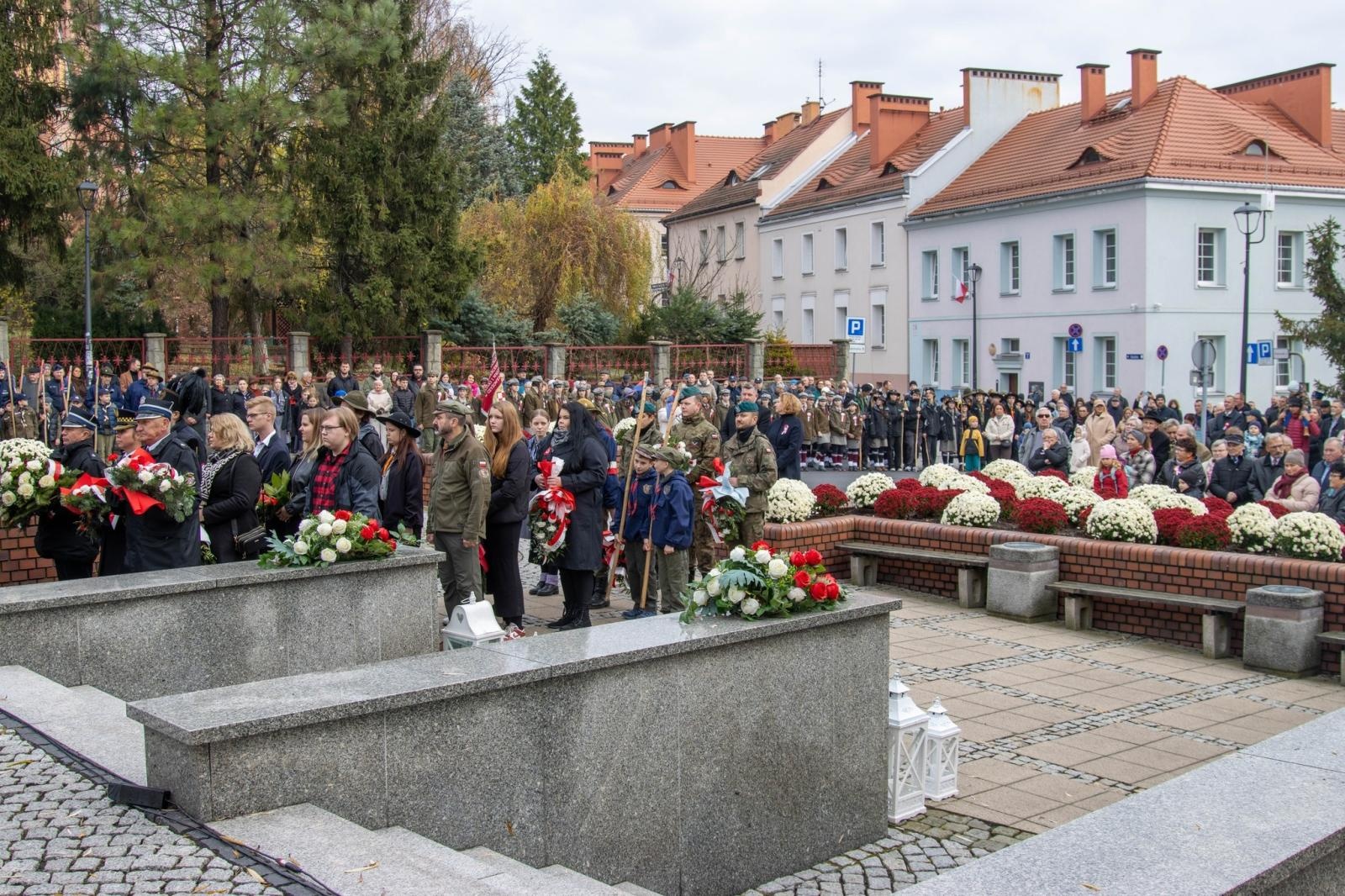 Zdjęcie w galerii na portalu naszwodzislaw.com: Obchody Święta Niepodległości w Wodzisławiu Śląskim [FOTO i WIDEO] wiadomości z regionu