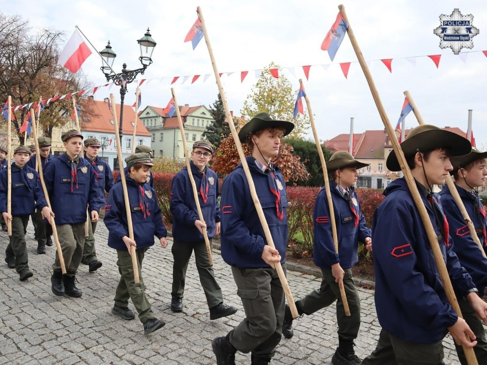 Zdjęcie w galerii na portalu naszwodzislaw.com: Policjanci czuwali nad bezpiecznym przebiegiem uroczystości w Wodzisławiu Ślaskim wiadomości z regionu