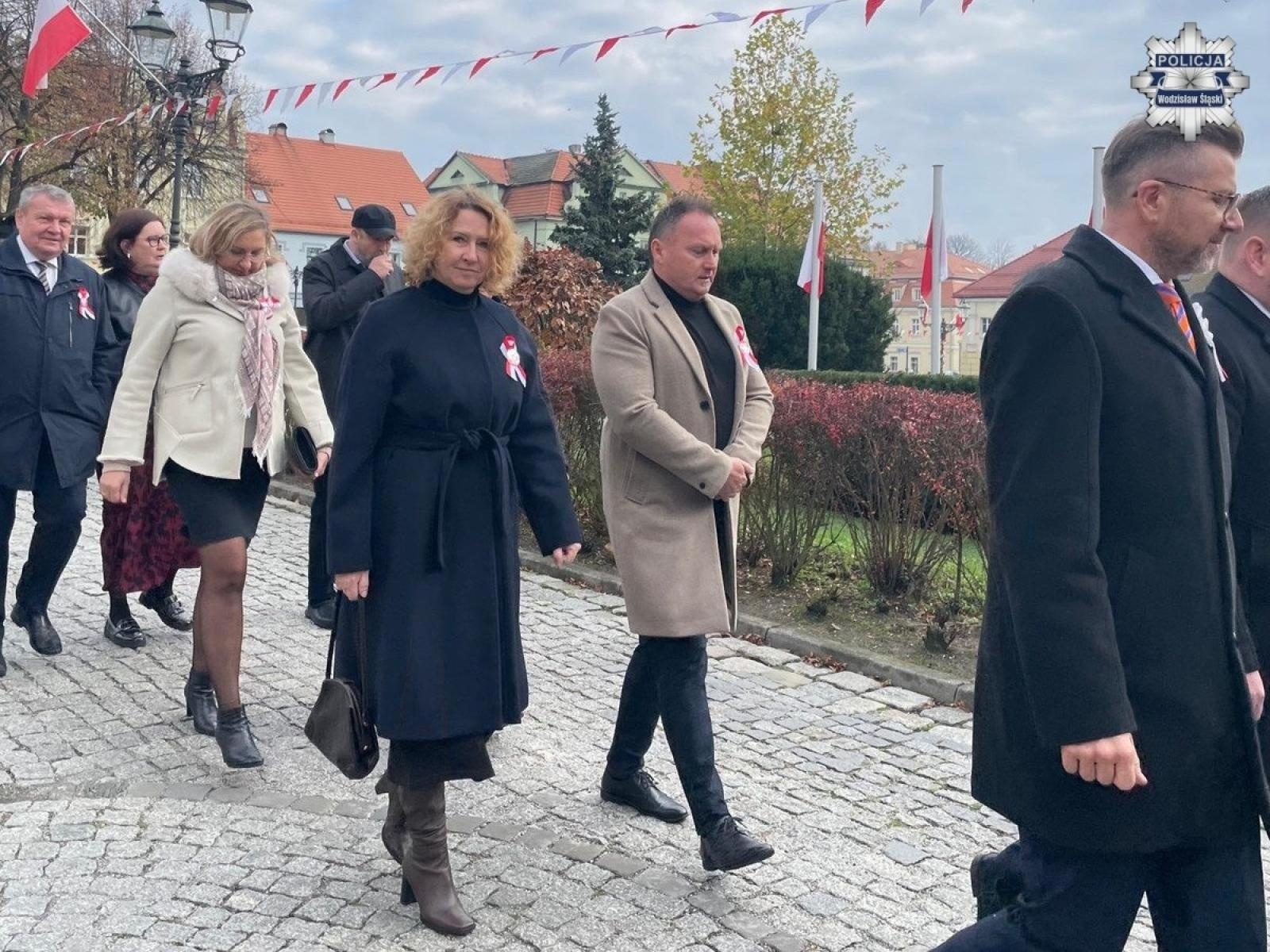 Zdjęcie w galerii na portalu naszwodzislaw.com: Policjanci czuwali nad bezpiecznym przebiegiem uroczystości w Wodzisławiu Ślaskim wiadomości z regionu