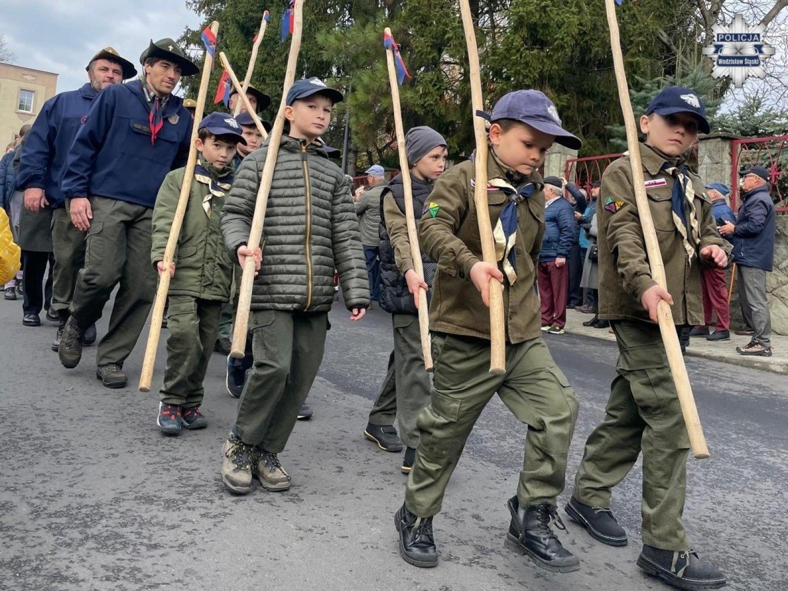 Zdjęcie w galerii na portalu naszwodzislaw.com: Policjanci czuwali nad bezpiecznym przebiegiem uroczystości w Wodzisławiu Ślaskim wiadomości z regionu