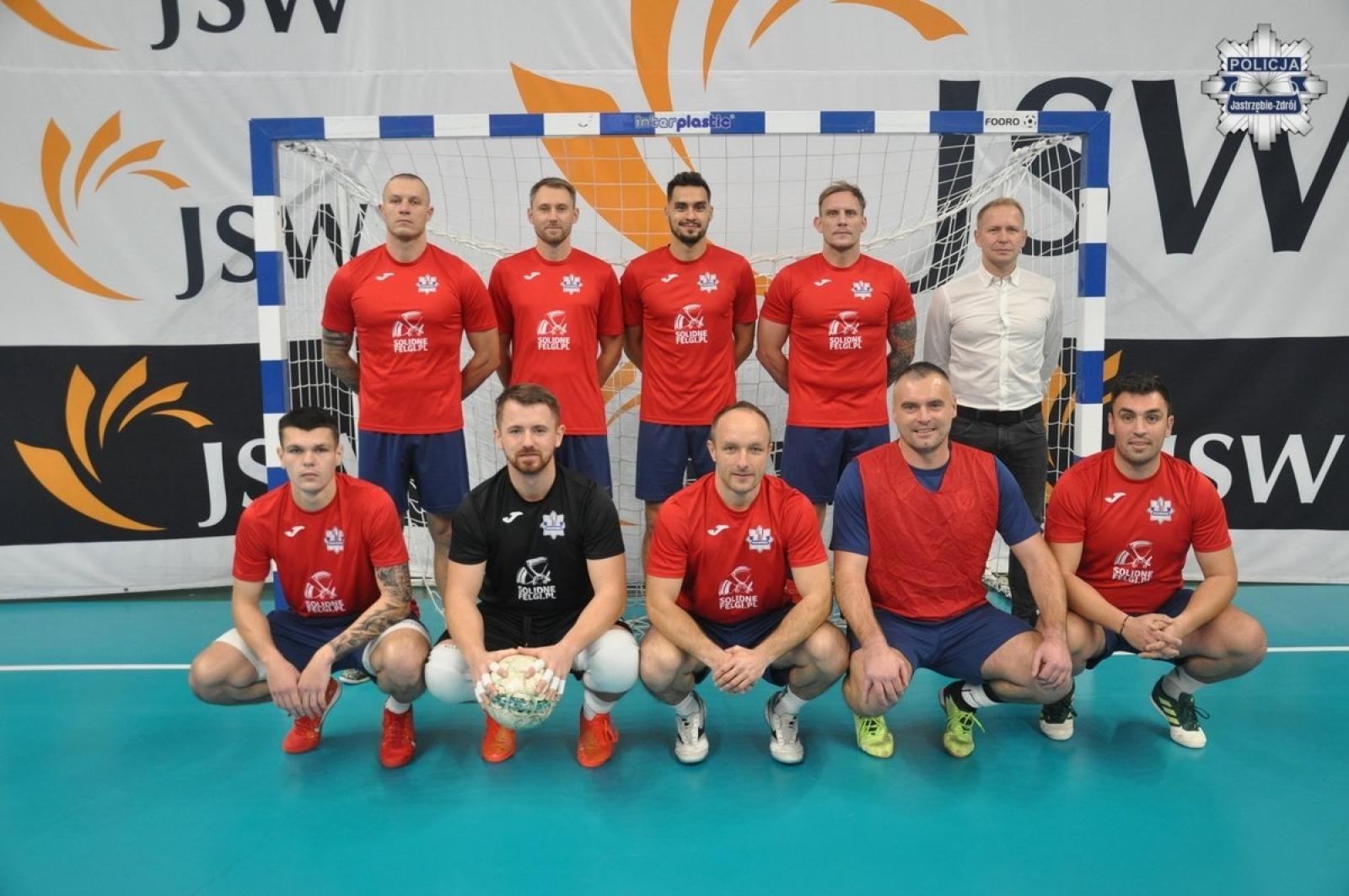 Zdjęcie w galerii na portalu naszwodzislaw.com: II turniej futsalu służb mundurowych w Jastrzębiu-Zdroju wiadomości z regionu