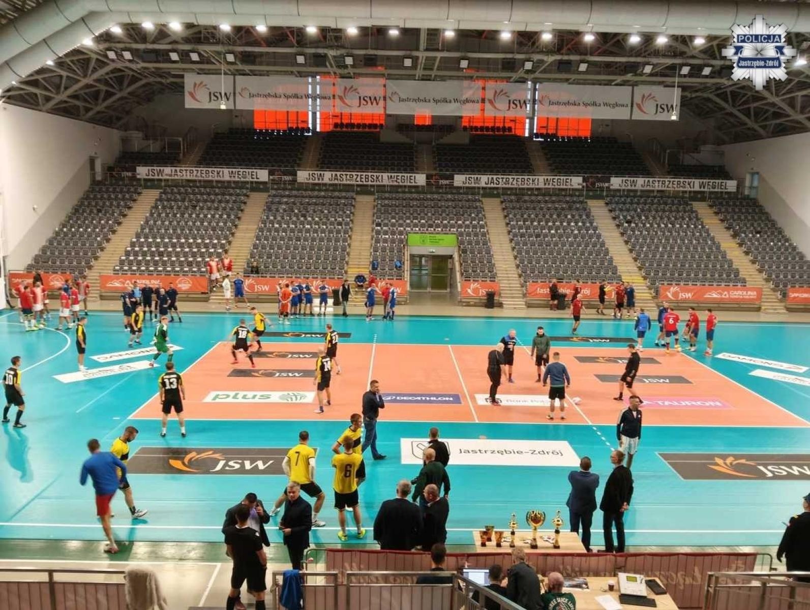 Zdjęcie w galerii na portalu naszwodzislaw.com: II turniej futsalu służb mundurowych w Jastrzębiu-Zdroju wiadomości z regionu