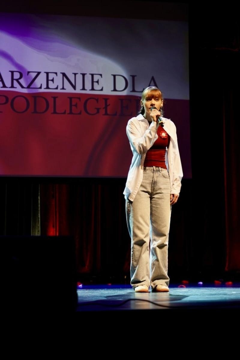 Zdjęcie w galerii na portalu naszwodzislaw.com: Rydułtowy: Wydarzenie dla Niepodległej. Wspólne świętowanie w biało-czerwonych barwach [FOTO] wiadomości z regionu