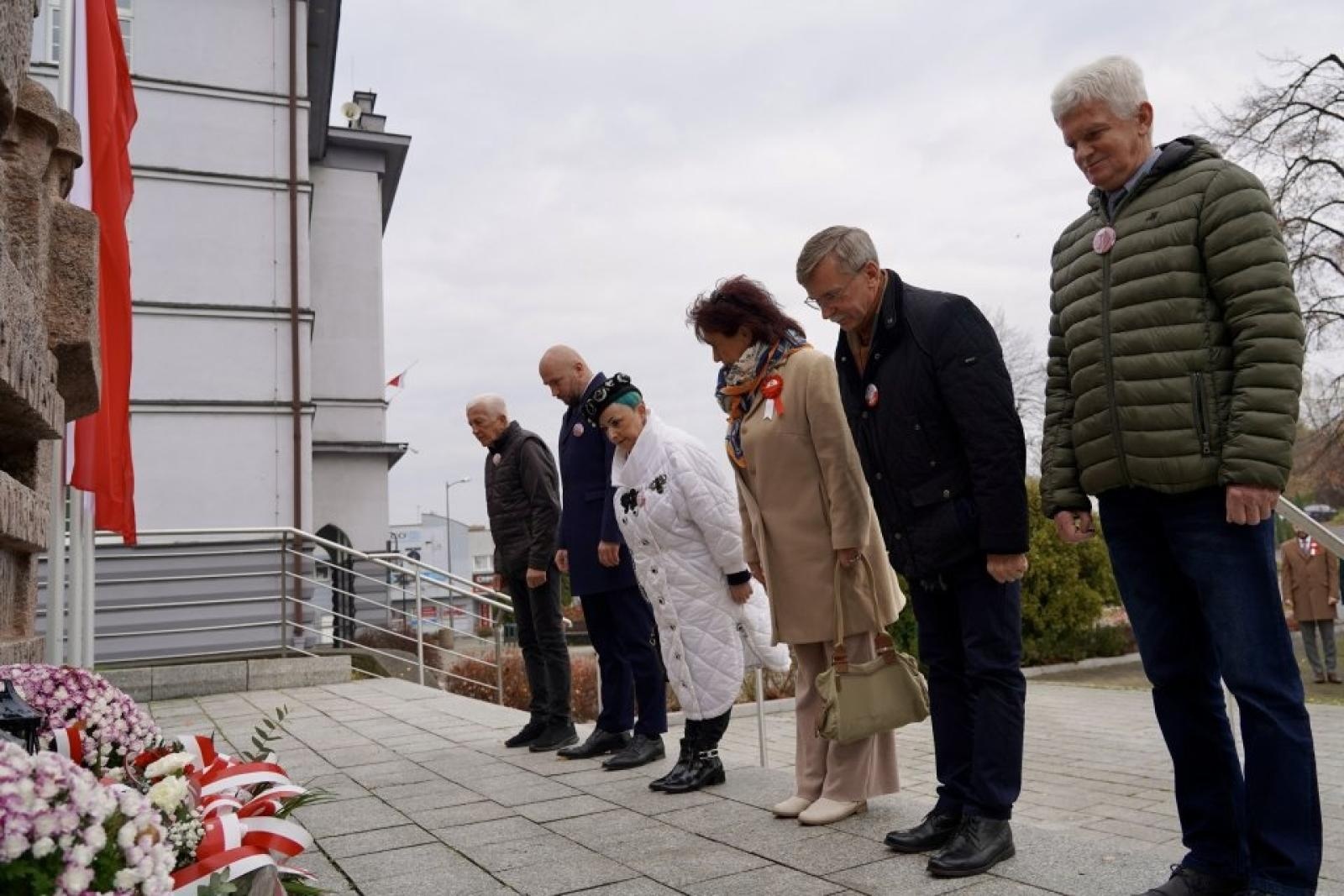 Zdjęcie w galerii na portalu naszwodzislaw.com: Miejskie obchody Święta Niepodległości w Rydułtowach [FOTO] wiadomości z regionu