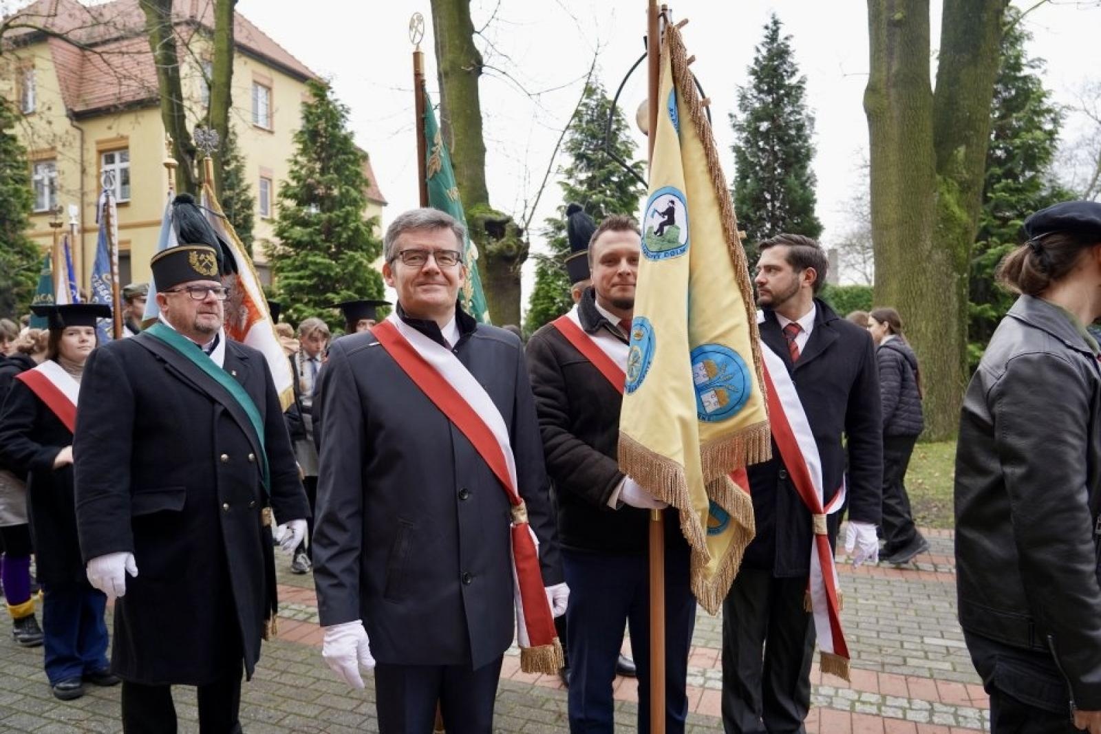 Zdjęcie w galerii na portalu naszwodzislaw.com: Miejskie obchody Święta Niepodległości w Rydułtowach [FOTO] wiadomości z regionu