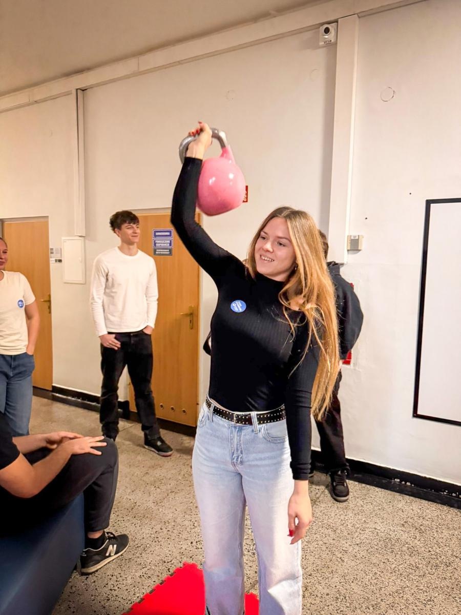 Zdjęcie w galerii na portalu naszwodzislaw.com: Międzynarodowy Dzień Studenta w raciborskiej ANS. Święto pełne energii, integracji i słodkich atrakcji wiadomości z regionu