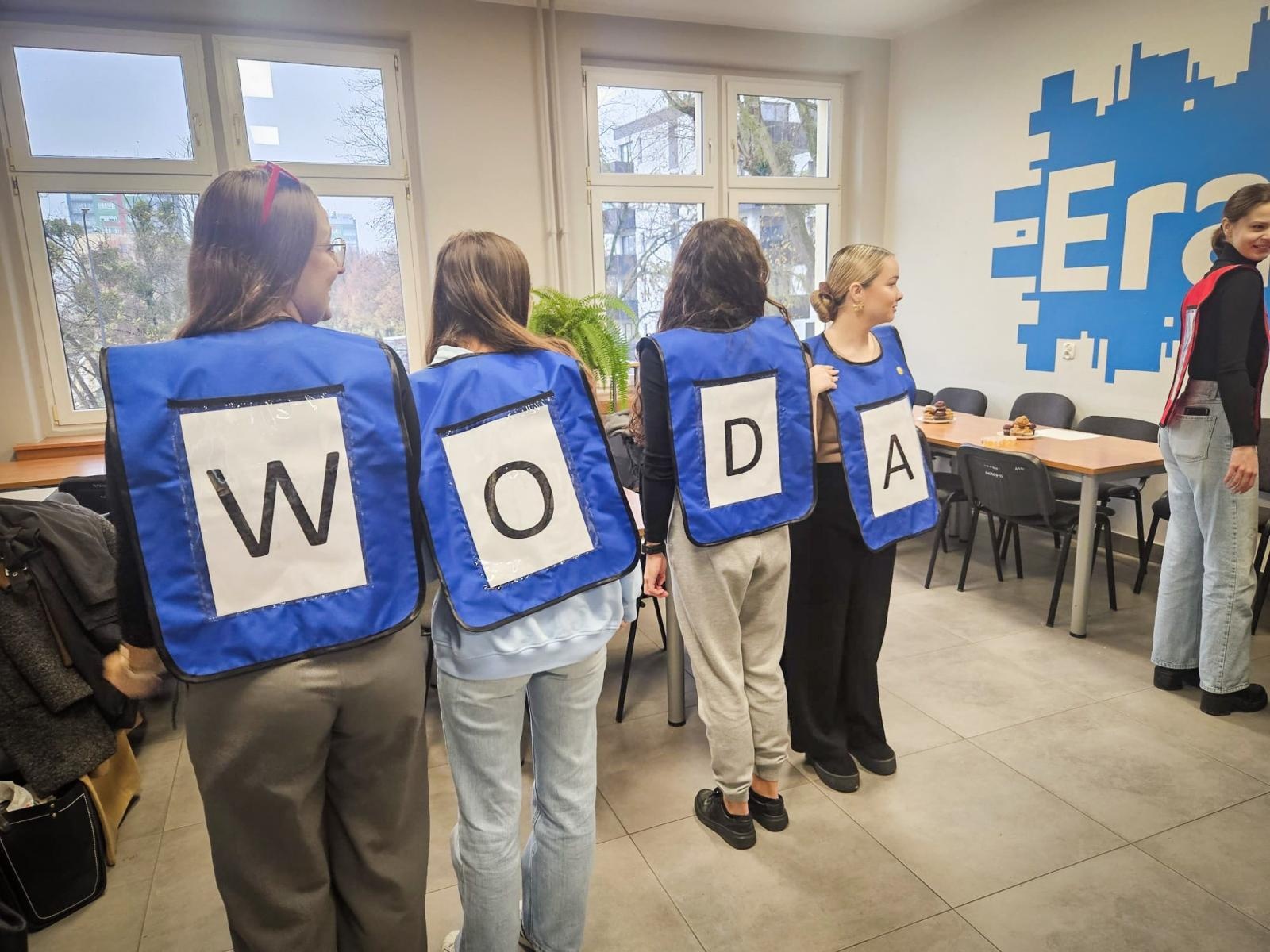 Zdjęcie w galerii na portalu naszwodzislaw.com: Międzynarodowy Dzień Studenta w raciborskiej ANS. Święto pełne energii, integracji i słodkich atrakcji wiadomości z regionu