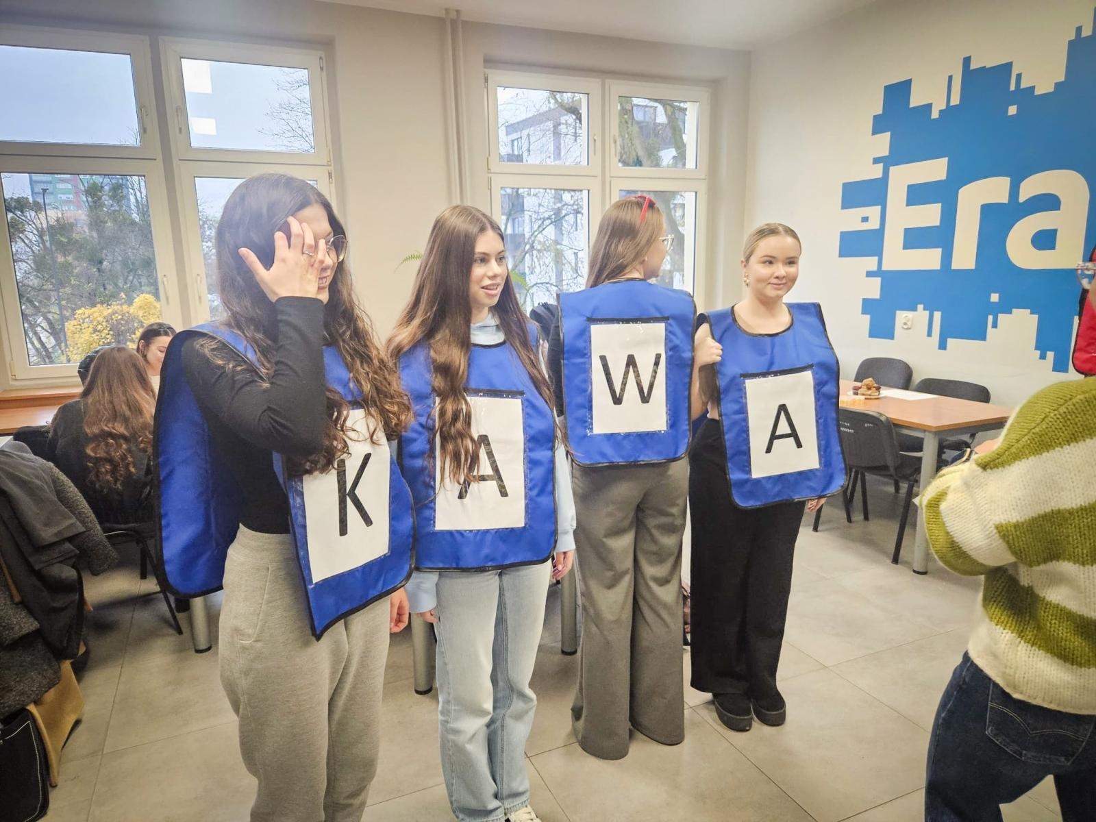 Zdjęcie w galerii na portalu naszwodzislaw.com: Międzynarodowy Dzień Studenta w raciborskiej ANS. Święto pełne energii, integracji i słodkich atrakcji wiadomości z regionu