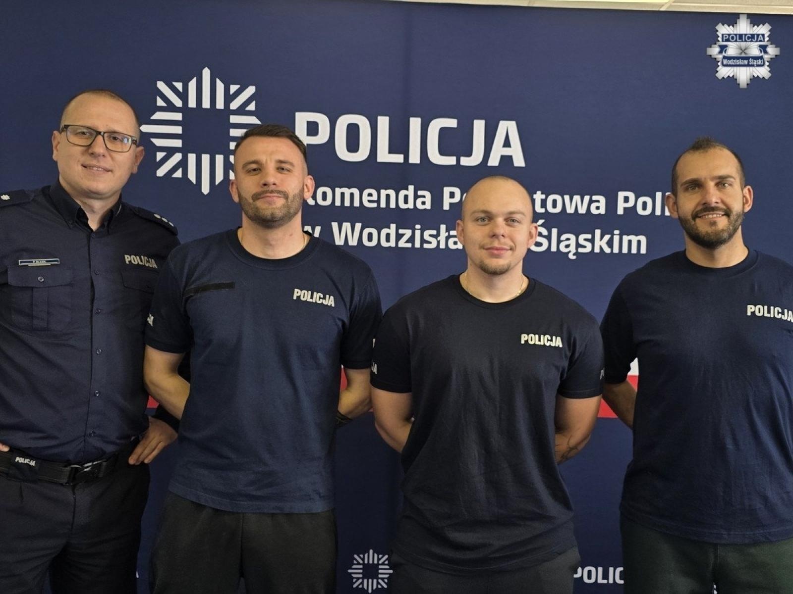 Zdjęcie w galerii na portalu naszwodzislaw.com: Samoobrona dla kobiet w policji w wodzisławskiej jednostce wiadomości z regionu