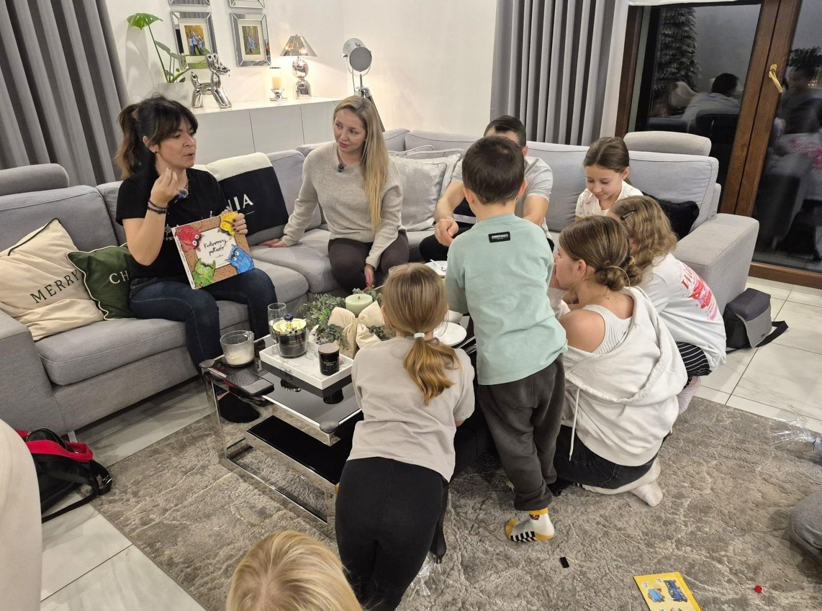 Zdjęcie w galerii na portalu naszwodzislaw.com: Dorota Krawczyk w domu pełnym miłości. Wyjątkowy dzień z rodziną Zozworków wiadomości z regionu