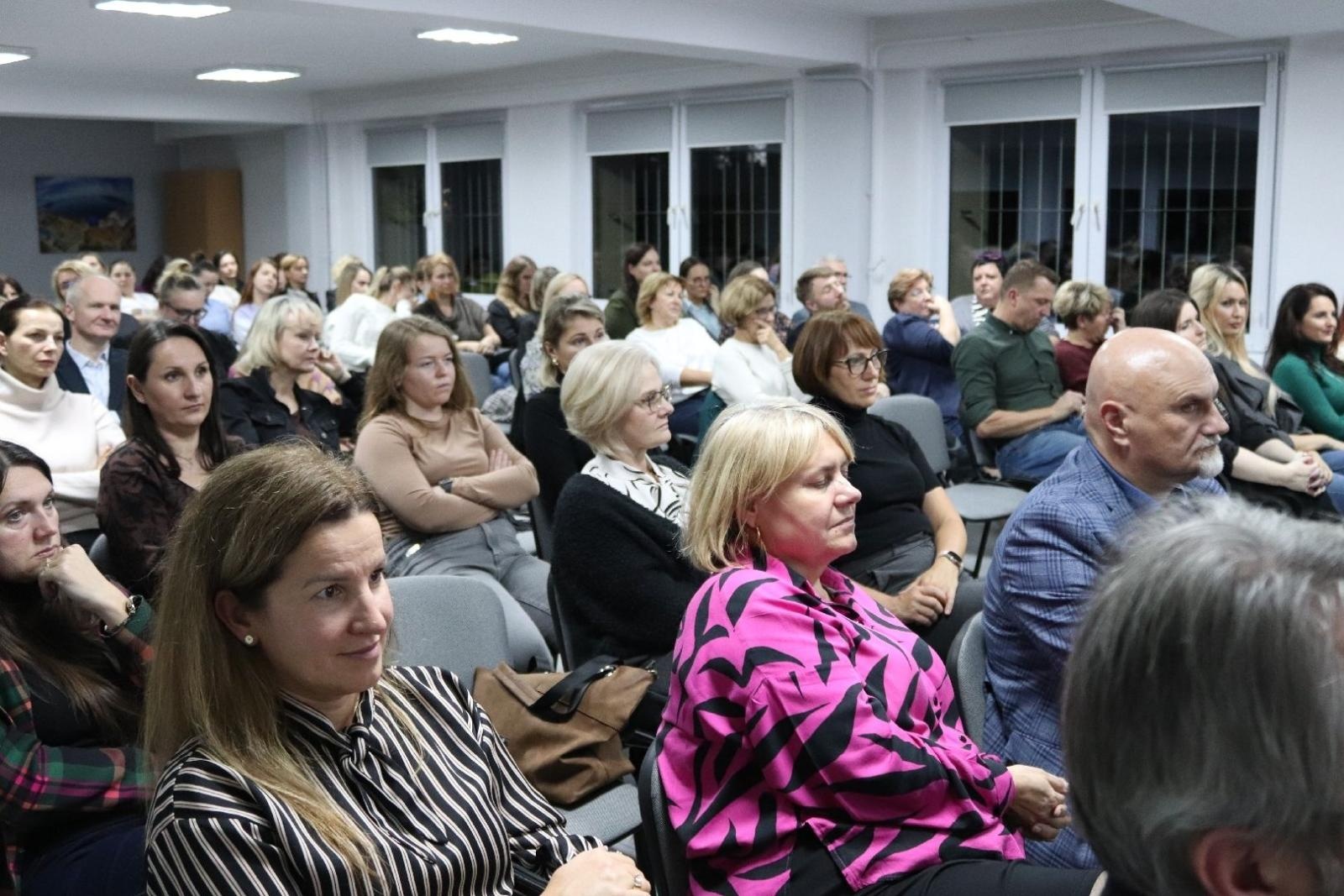 Zdjęcie w galerii na portalu naszwodzislaw.com: Edukacyjny PRzełom. Media, wizerunek, komunikacja wiadomości z regionu