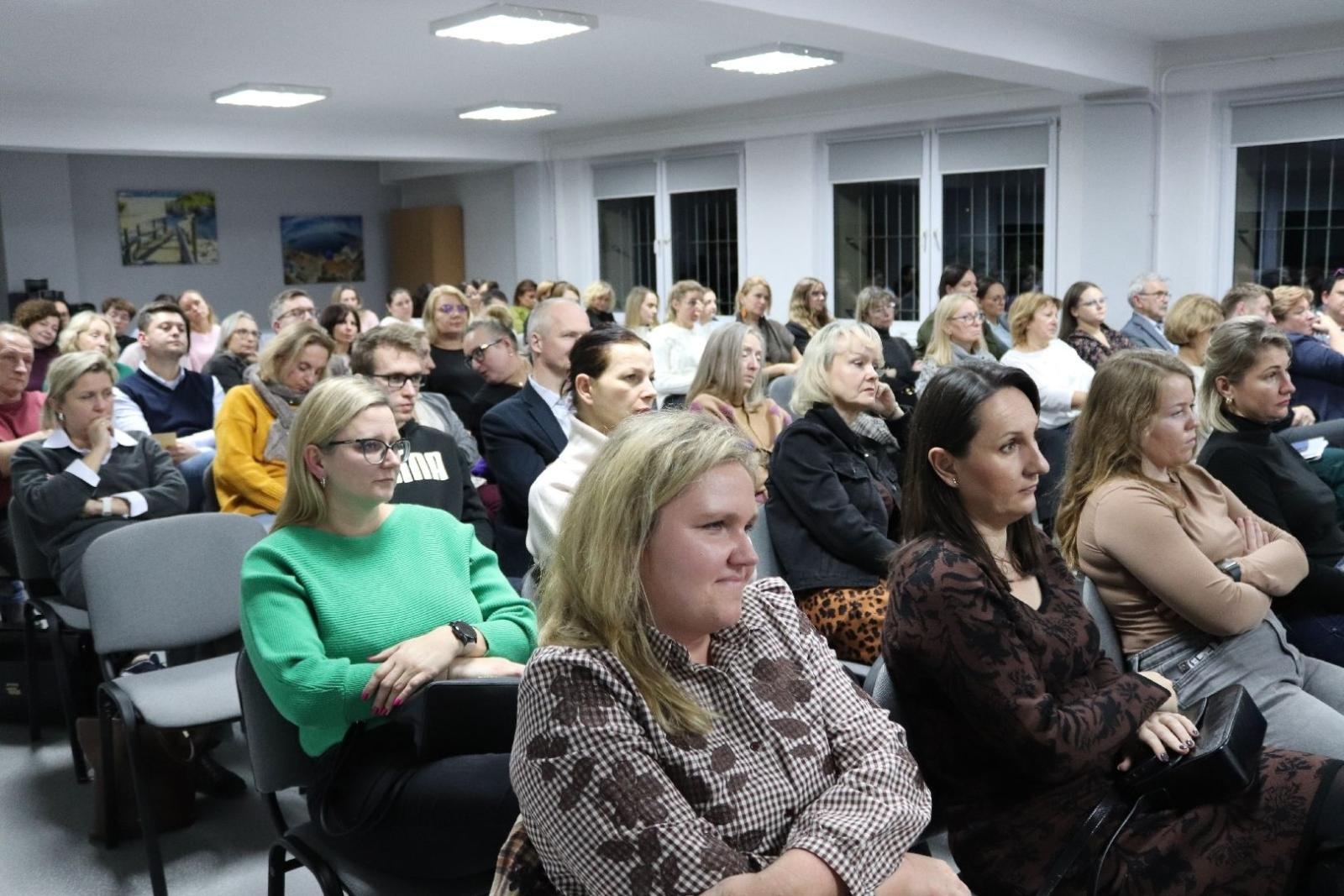 Zdjęcie w galerii na portalu naszwodzislaw.com: Edukacyjny PRzełom. Media, wizerunek, komunikacja wiadomości z regionu
