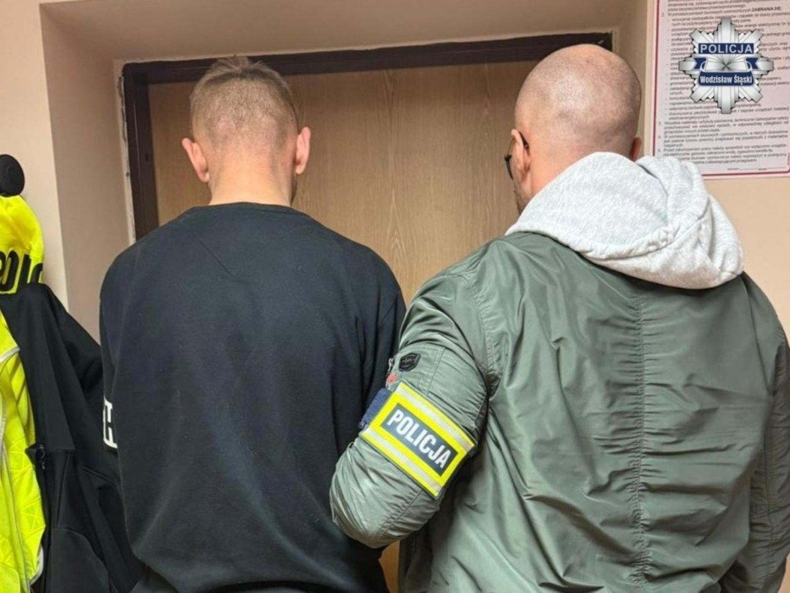 Zdjęcie w galerii na portalu naszwodzislaw.com: Sprawcy kradzieży z włamaniem ustaleni i zatrzymani. To trzej mieszkańcy Rybnika wiadomości z regionu