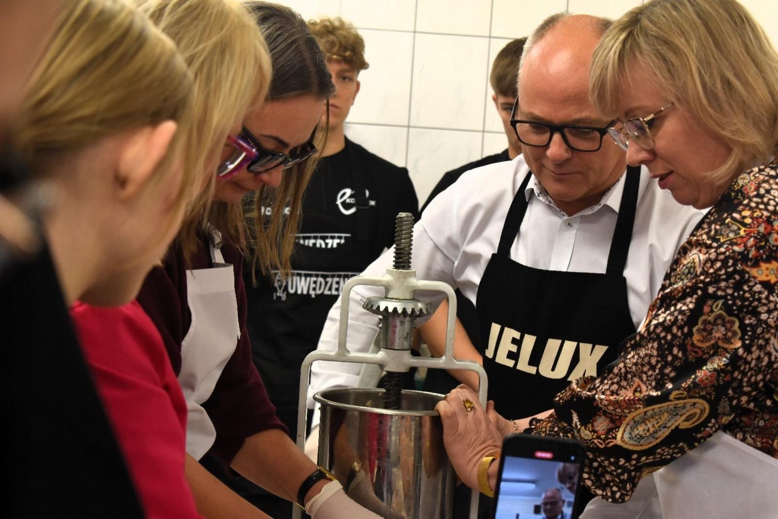 Zdjęcie w galerii na portalu naszwodzislaw.com: Kulinarne arcydzieła. Za nami Śląska Jesień Kulinarna [FOTO] wiadomości z regionu