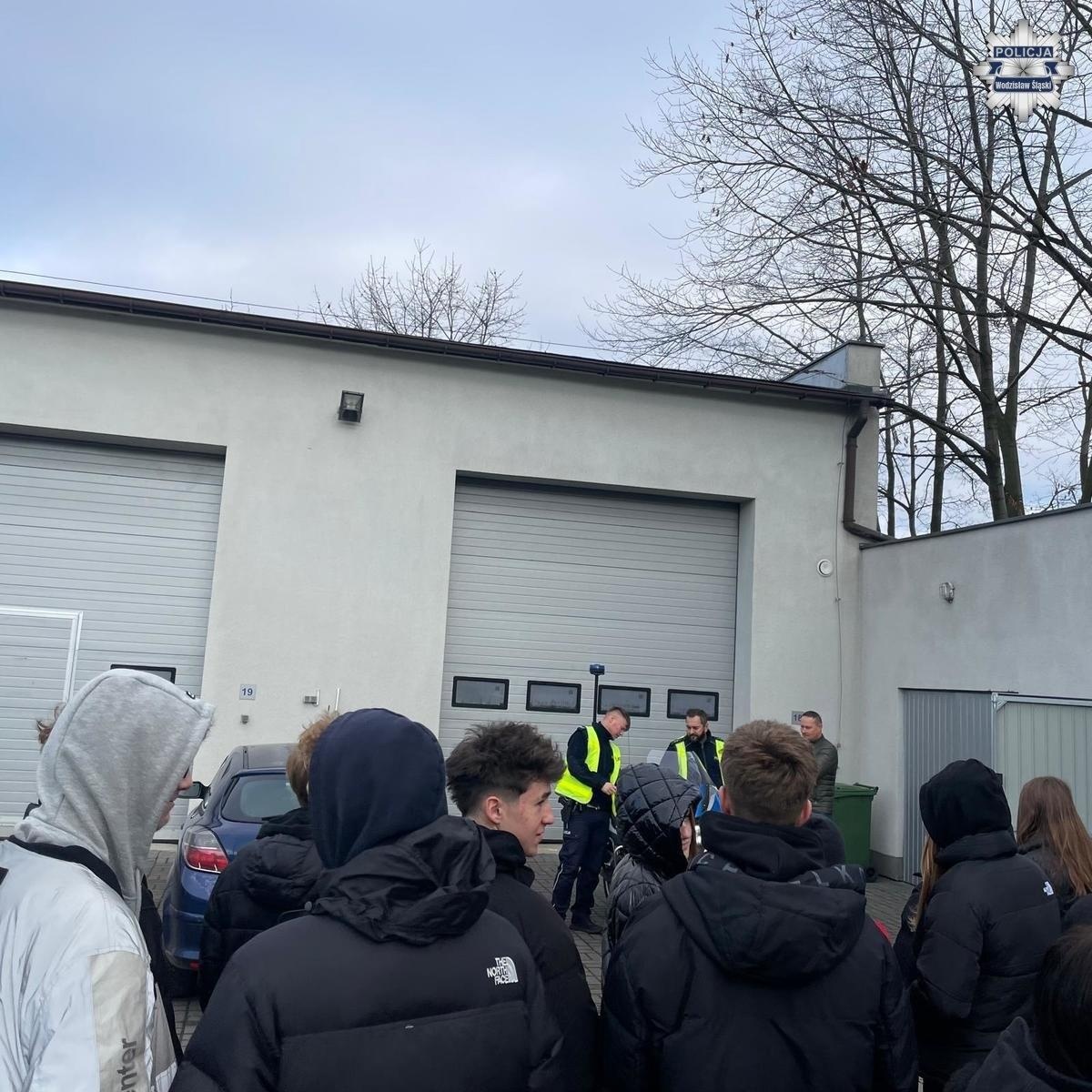 Zdjęcie w galerii na portalu naszwodzislaw.com: Kadeci z Rydułtów w wodzisławskiej jednostce policji wiadomości z regionu