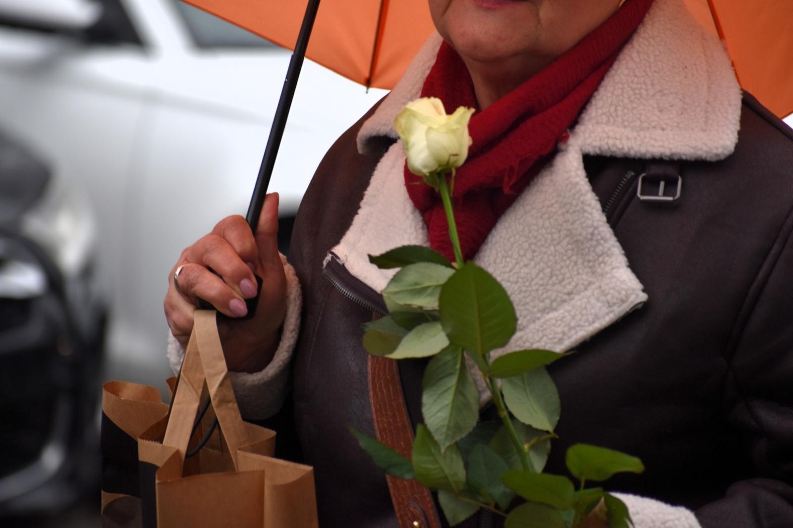 Zdjęcie w galerii na portalu naszwodzislaw.com: Wodzisław Śląski. Marsz białej wstążki przeszedł ulicami miasta [FOTO] wiadomości z regionu