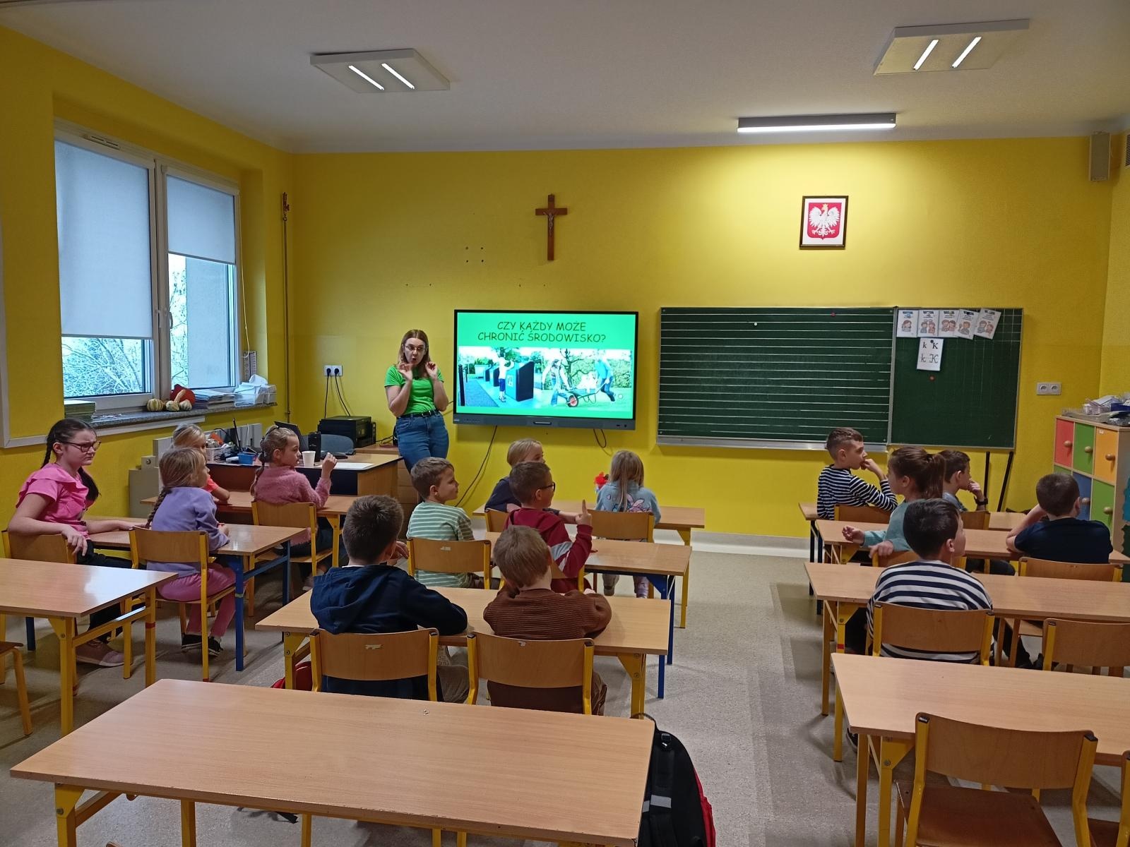 Zdjęcie w galerii na portalu naszwodzislaw.com: Warsztaty ekologiczne w Szkole Podstawowej w Mszanie wiadomości z regionu