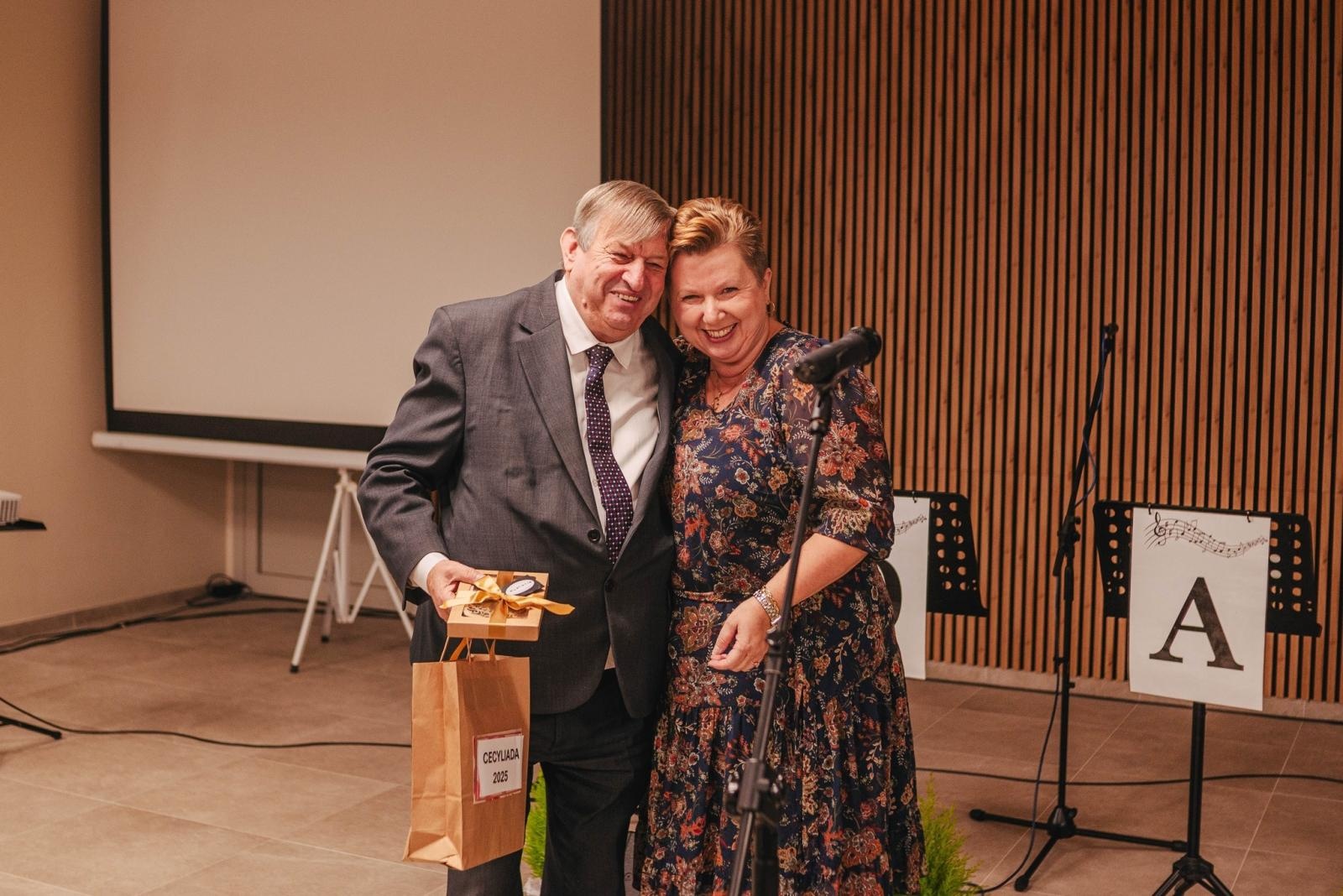 Zdjęcie w galerii na portalu naszwodzislaw.com: Gogołowa: Zespół wokalny Adagio świętował jubileusz 10-lecia [FOTO] wiadomości z regionu