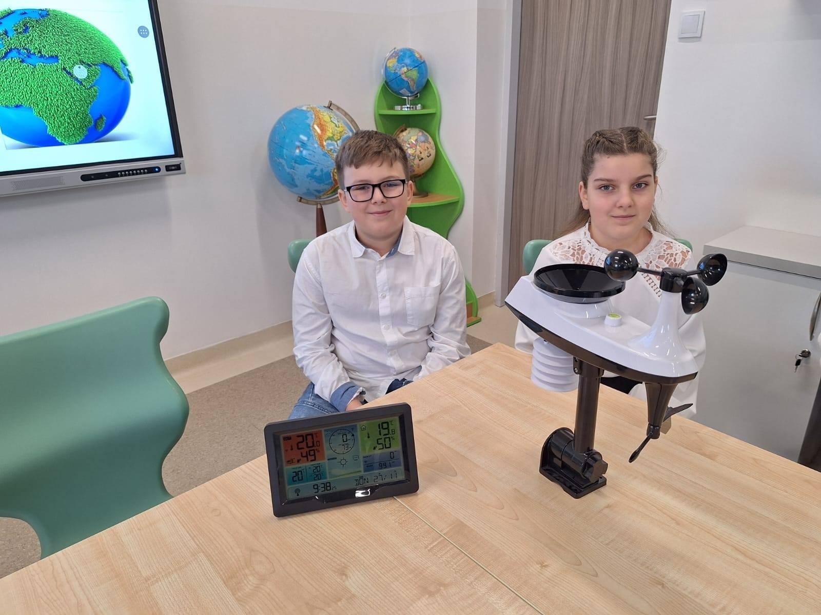 Zdjęcie w galerii na portalu naszwodzislaw.com: W szkole w Mszanie otwarto nową Zieloną Pracownie [FOTO] wiadomości z regionu