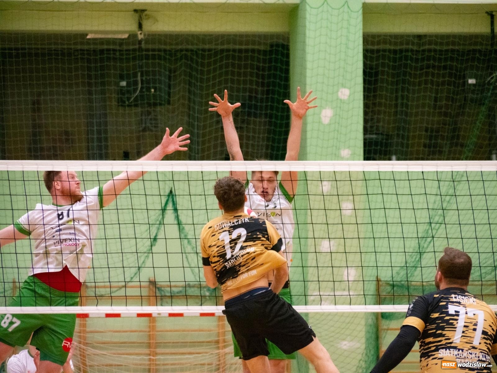 Zdjęcie w galerii na portalu naszwodzislaw.com: Siatkówka. Górnik Radlin ponownie lepszy [FOTO] wiadomości z regionu
