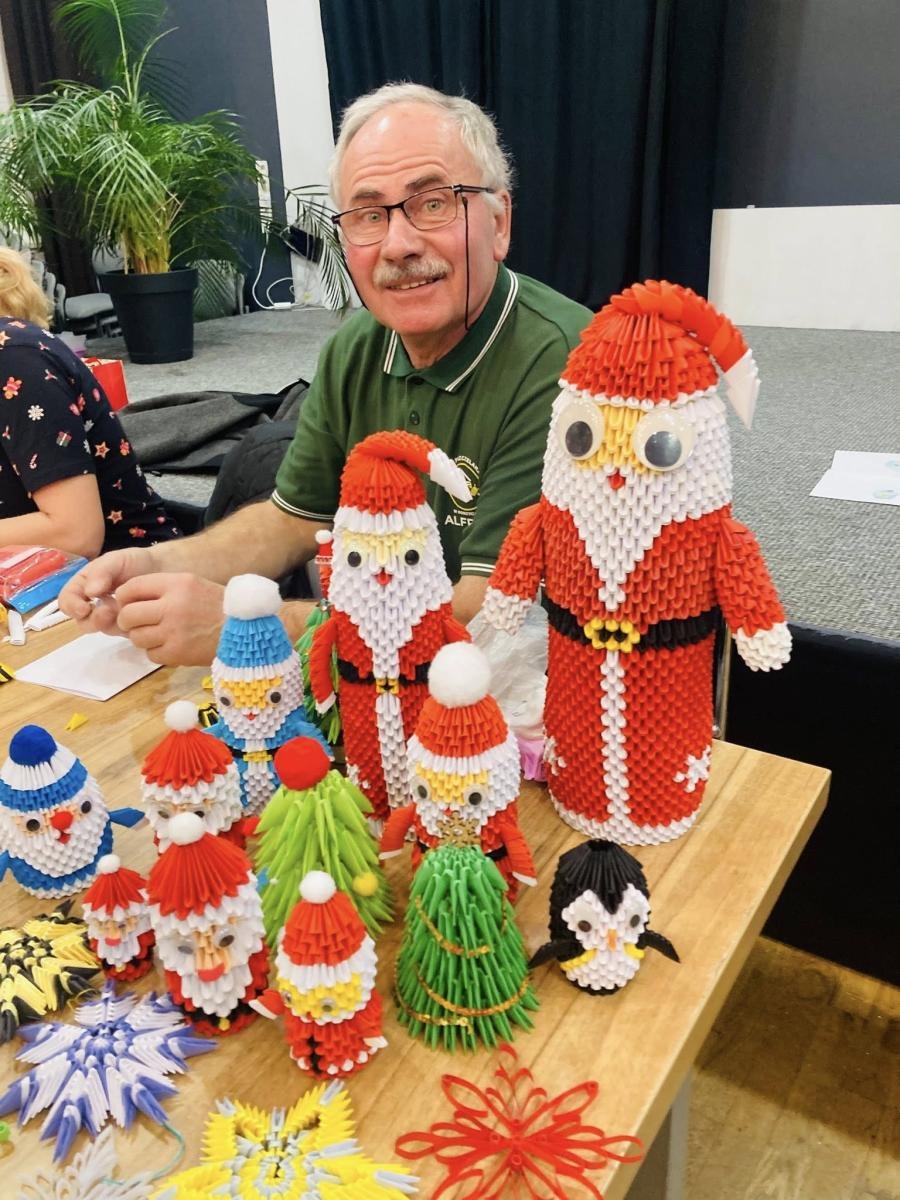 Zdjęcie w galerii na portalu naszwodzislaw.com: Miód, świece i atrakcje. Jarmark Pszczeli w Gorzycach za nami  wiadomości z regionu