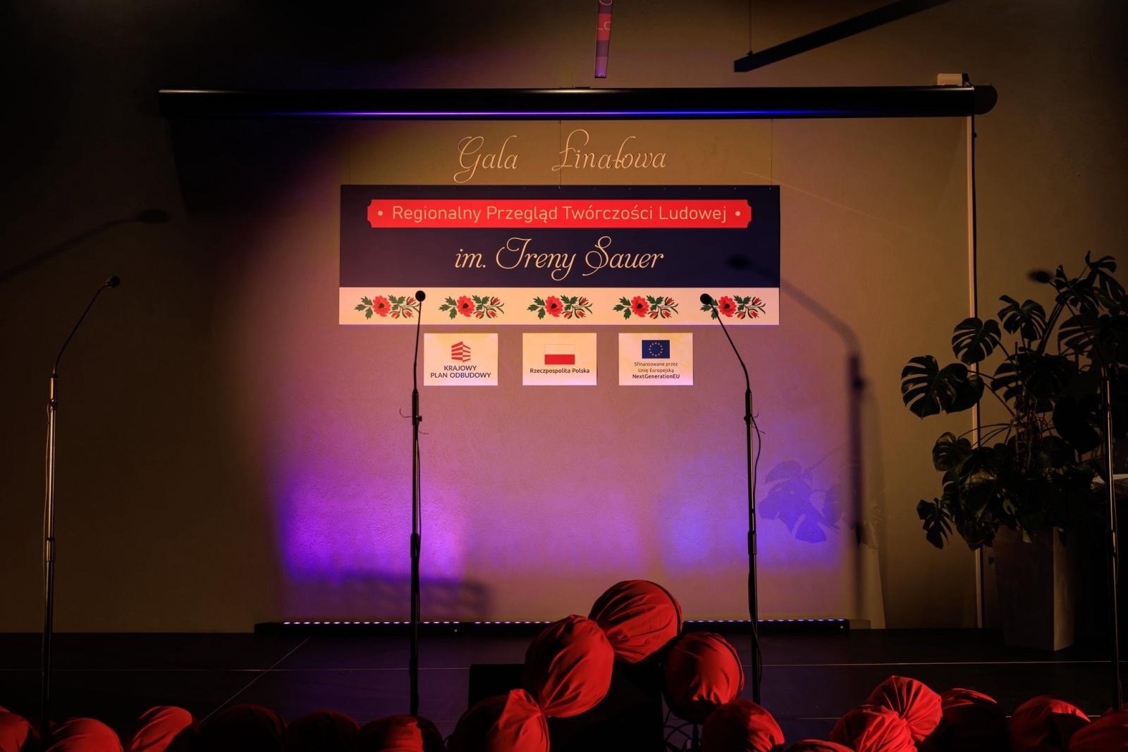 Zdjęcie w galerii na portalu naszwodzislaw.com: Pielęgnowanie dziedzictwa Górnego Śląska: Gala Regionalnego Przeglądu Twórczości Ludowej im. Ireny Sauer w Turzy Śląskiej wiadomości z regionu