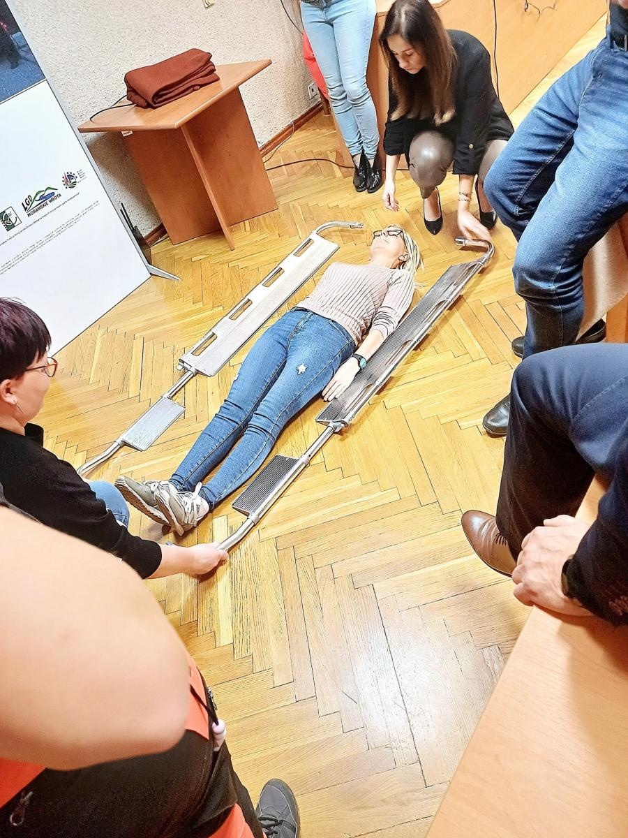 Zdjęcie w galerii na portalu naszwodzislaw.com: Gmina Godów: Urzędnicy zakończyli kurs pierwszej pomocy wiadomości z regionu