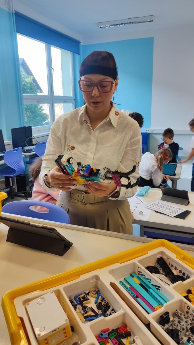 Zdjęcie w galerii na portalu naszwodzislaw.com: Nowa pracownia robotyki i programowania w Szkole Podstawowej nr 1 w Wodzisławiu Śląskim wiadomości z regionu