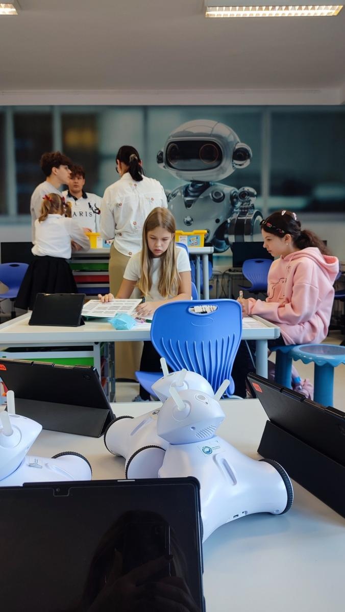 Zdjęcie w galerii na portalu naszwodzislaw.com: Nowa pracownia robotyki i programowania w Szkole Podstawowej nr 1 w Wodzisławiu Śląskim wiadomości z regionu