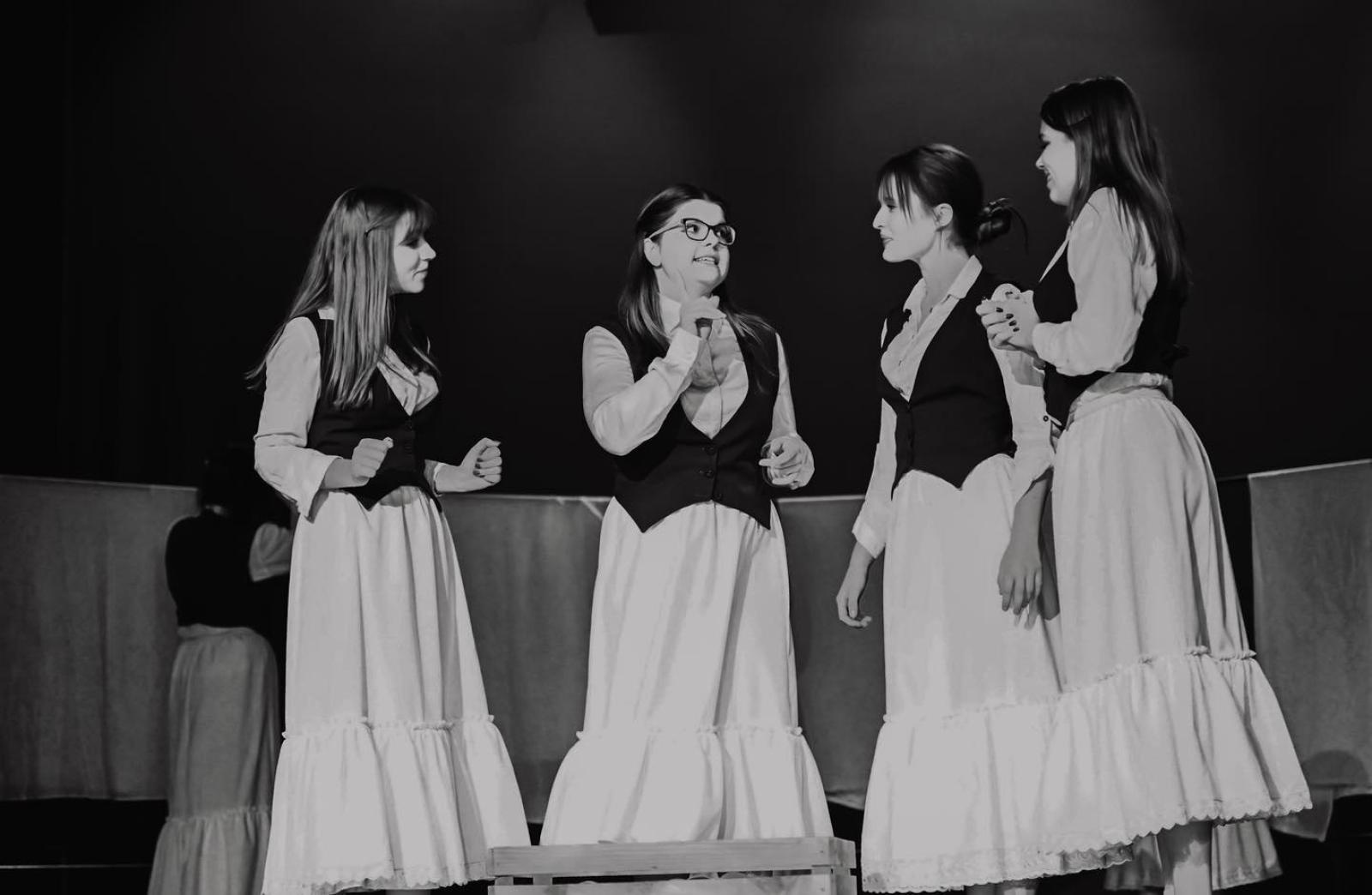 Zdjęcie w galerii na portalu naszwodzislaw.com: Festiwal teatralny FARA w Chorzowie zwyciężył Teatr Szydełko i Teatr Szydło wiadomości z regionu